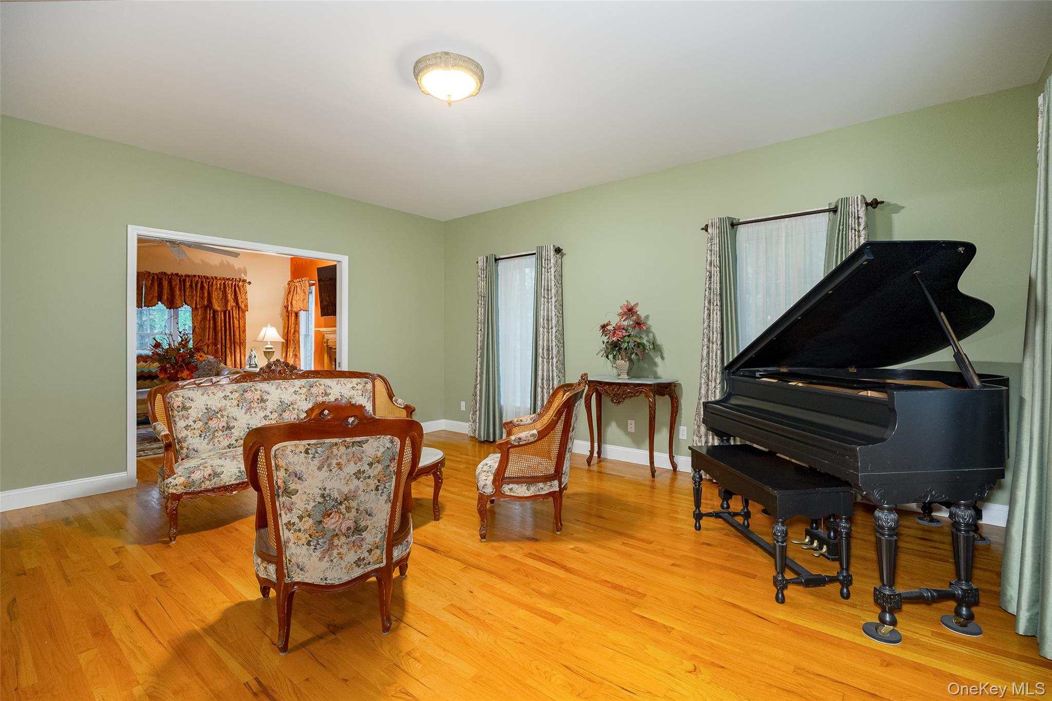 26 E Forest Trail – For Sale photo 4