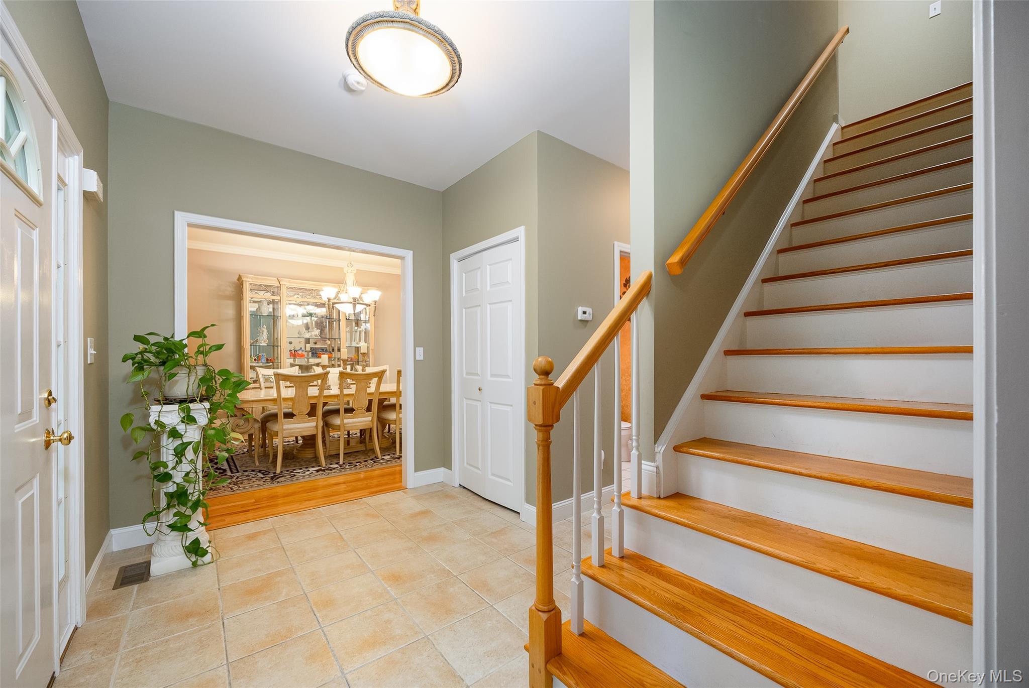 26 E Forest Trail – For Sale photo 2