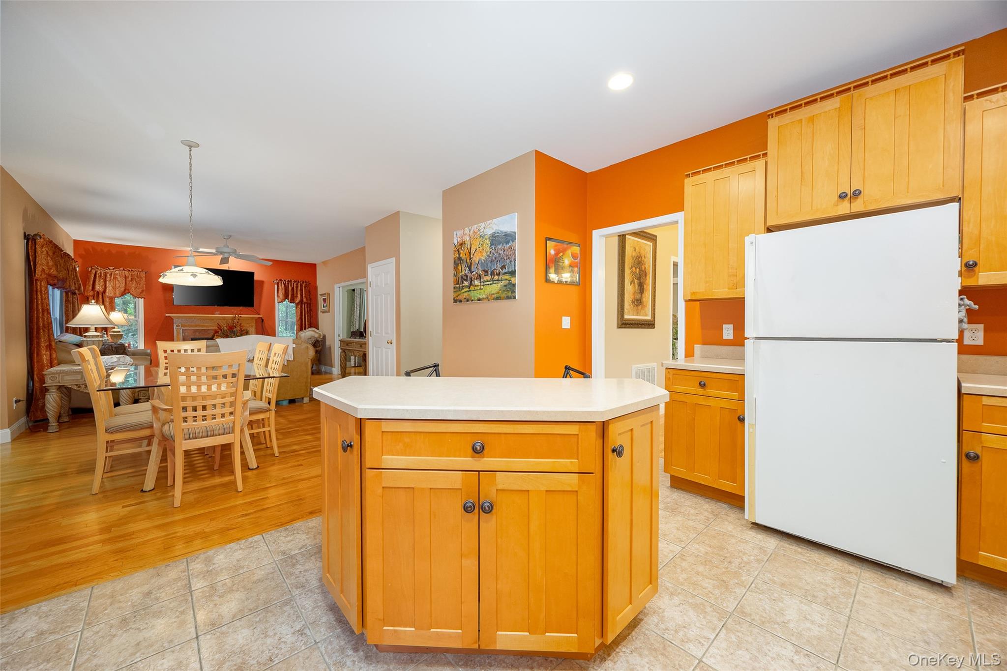 26 E Forest Trail – For Sale photo 9