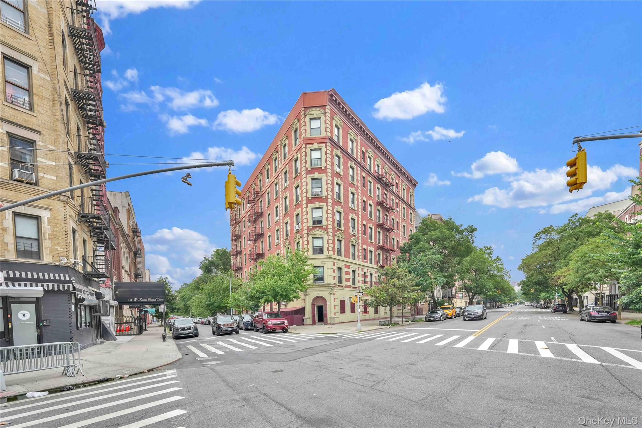 92 Saint Nicholas Avenue, Unit 6H photo 31
