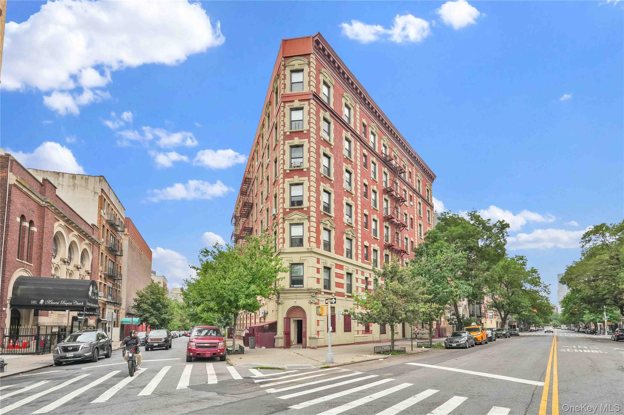 92 Saint Nicholas Avenue, Unit 6H