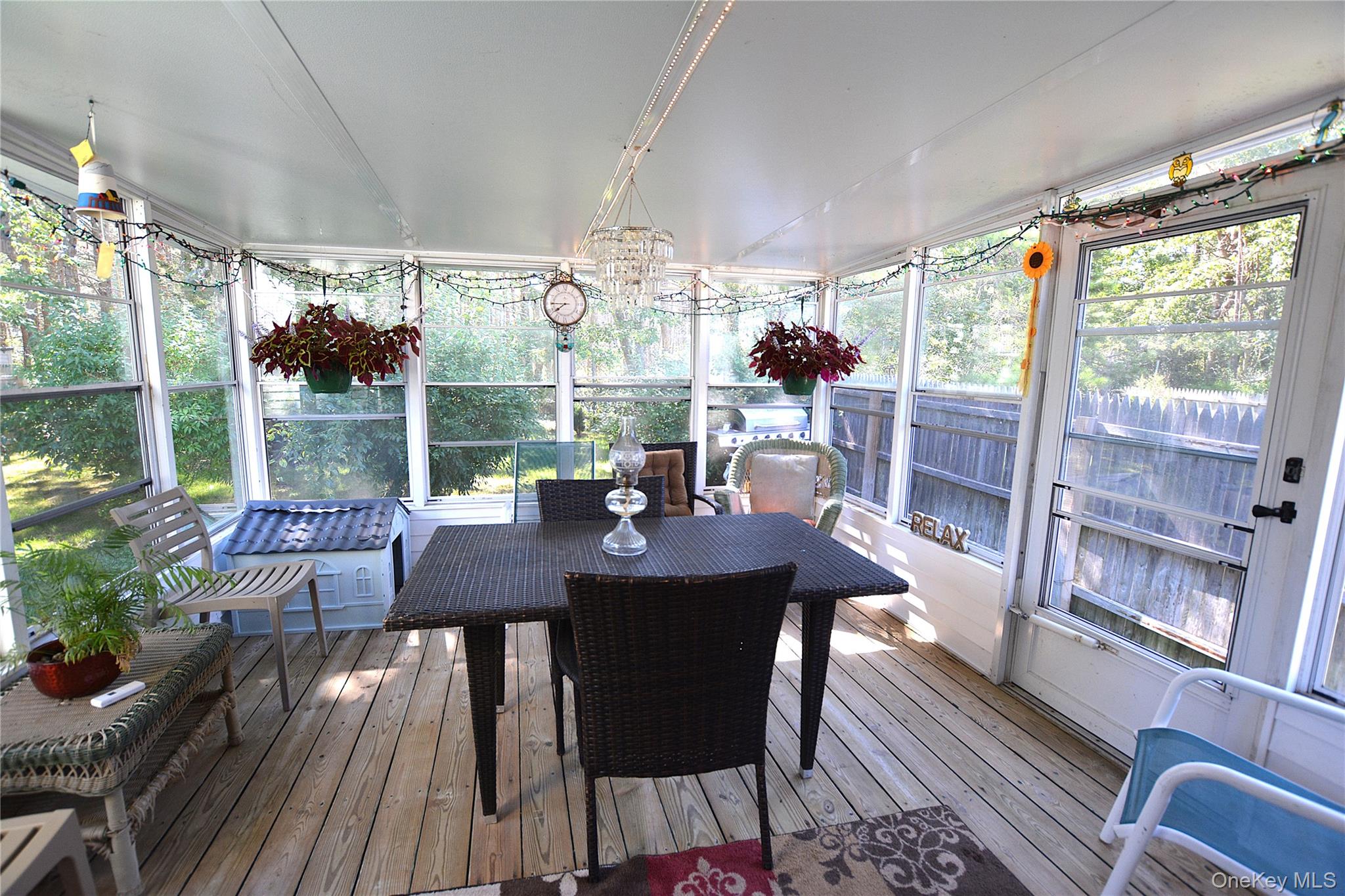 105 W Village Circle, Unit 105 photo 22