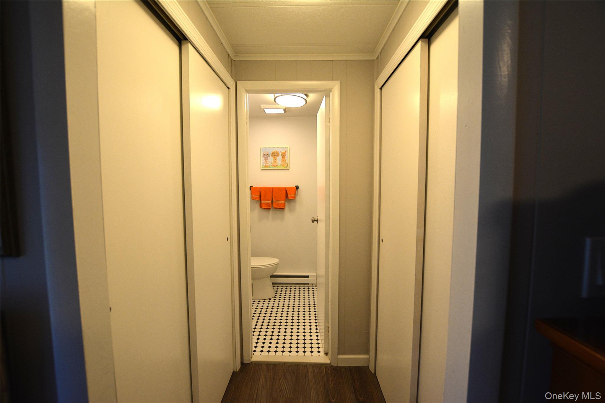 105 W Village Circle, Unit 105 photo 18