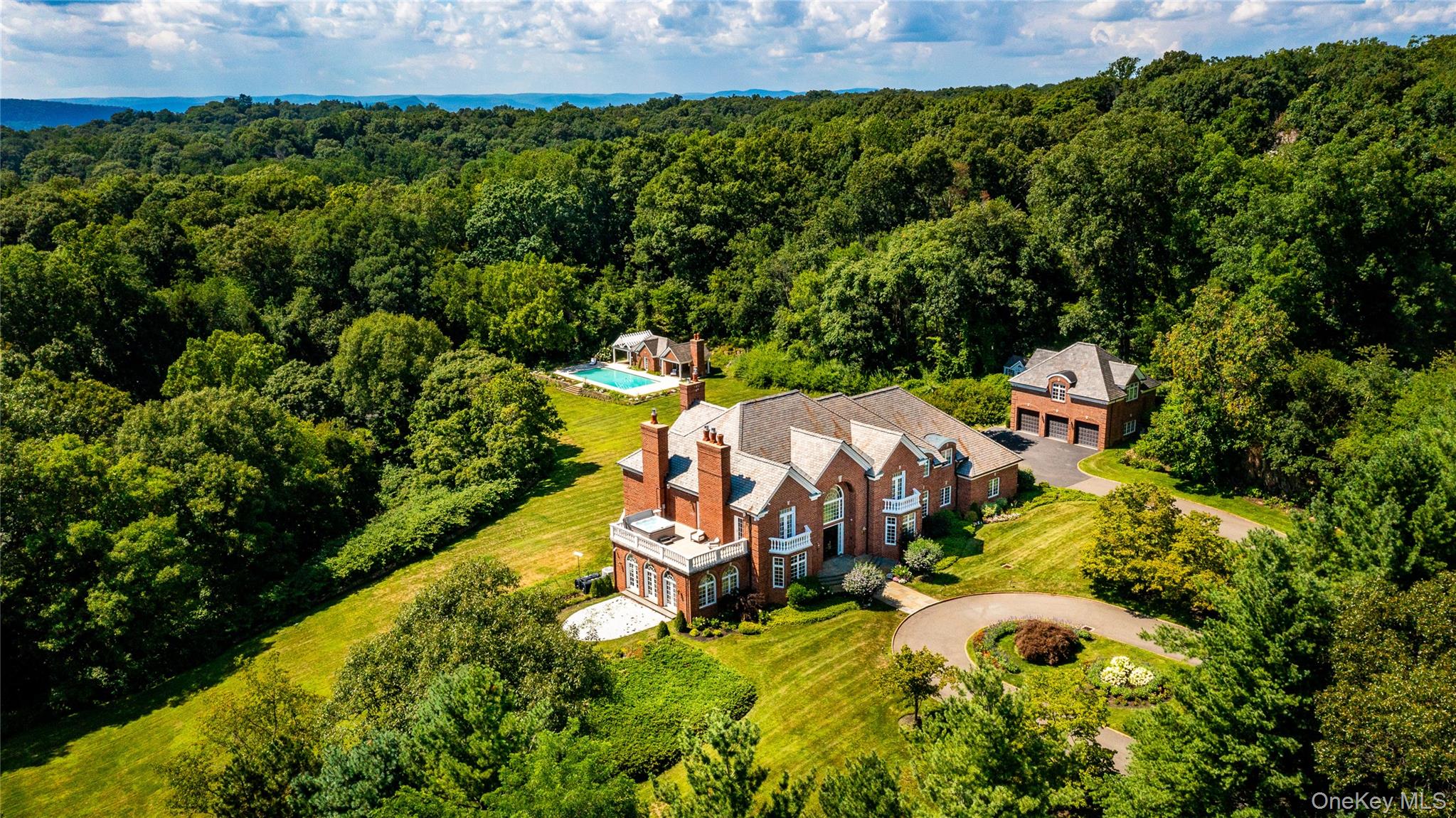 778 Sleepy Hollow Road – For Sale