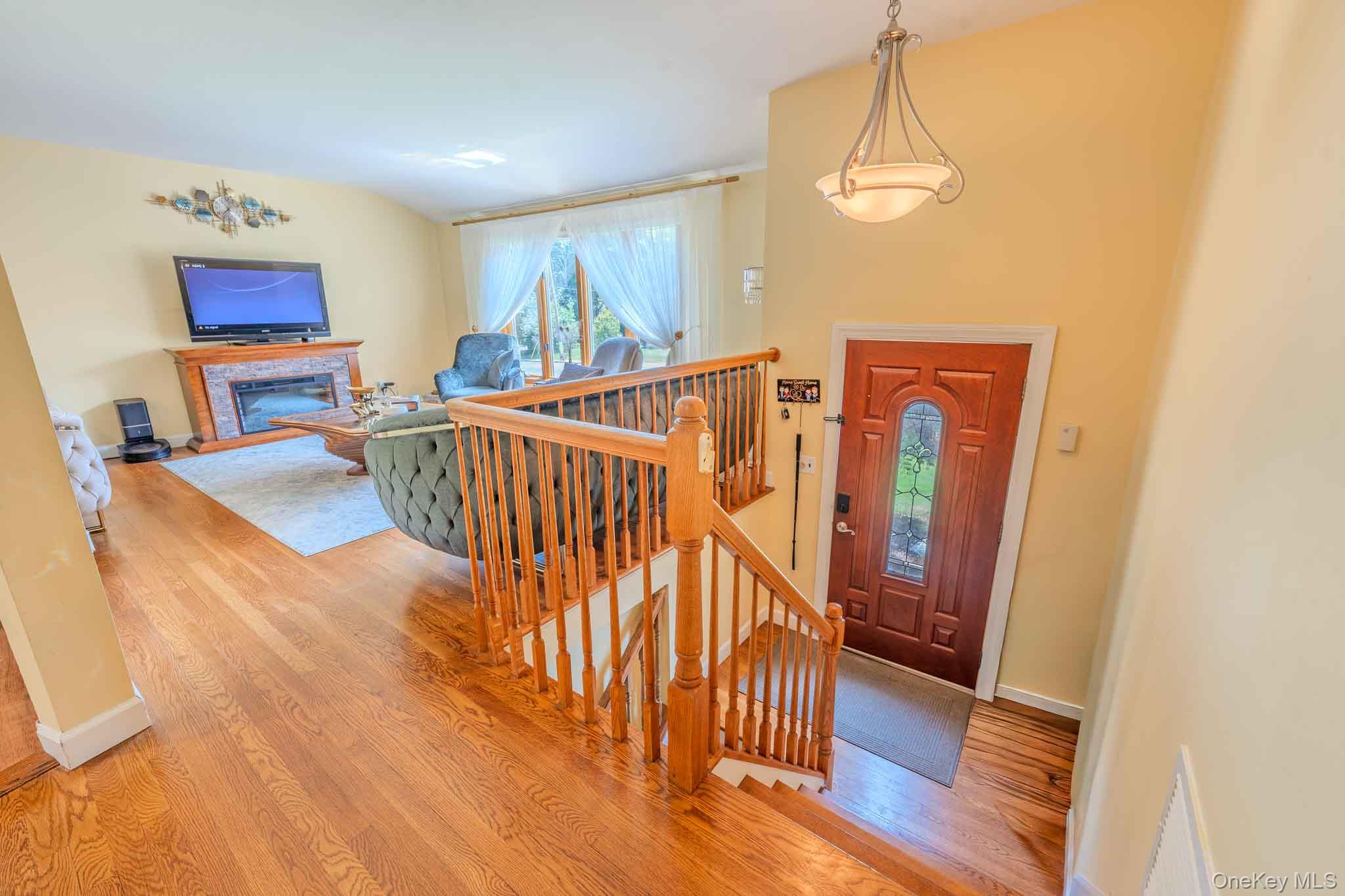 337 Burr Road – For Sale photo 5