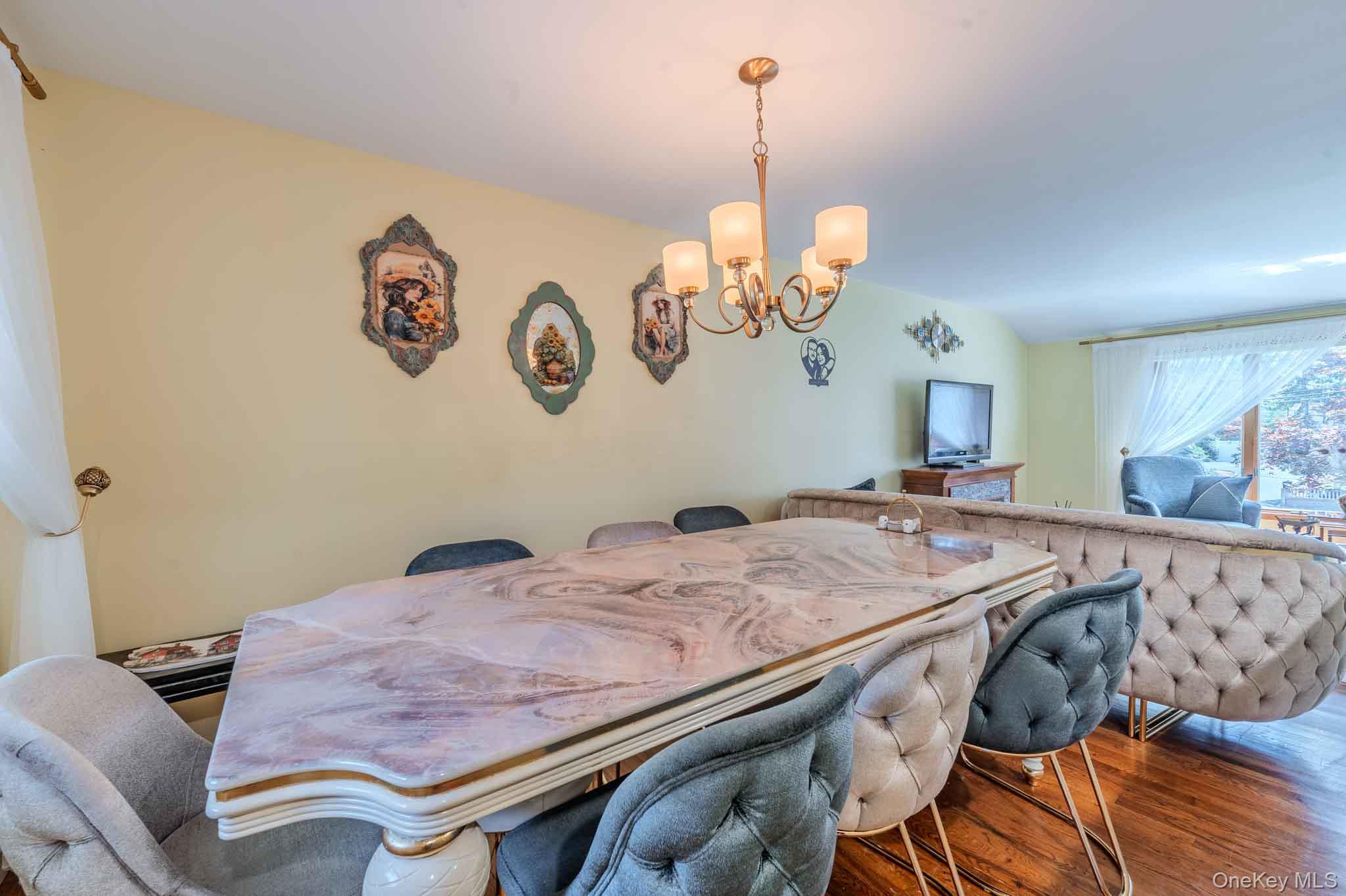 337 Burr Road – For Sale photo 10