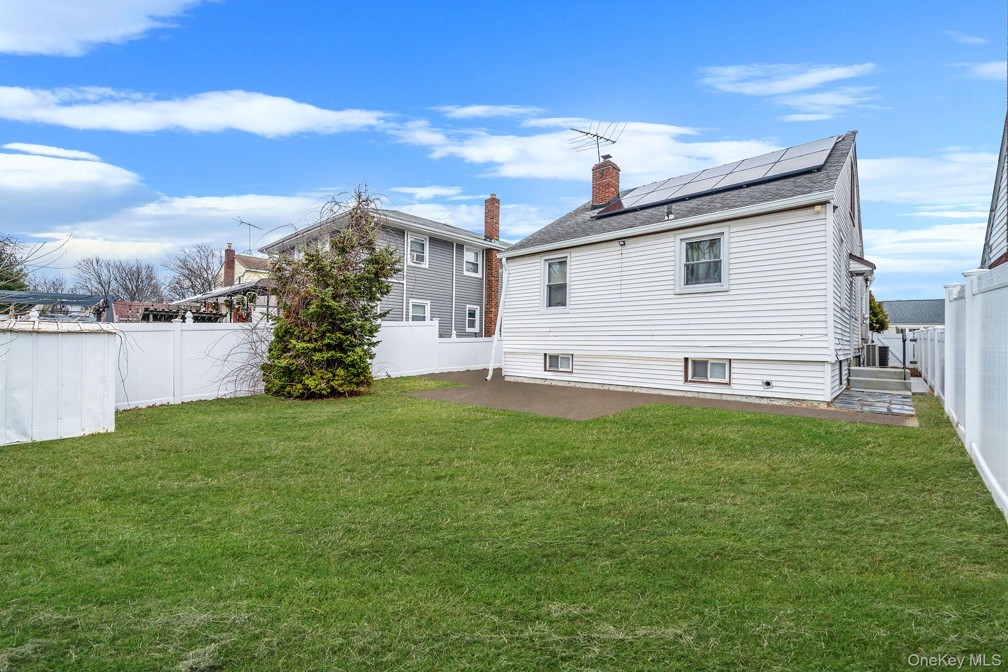 12 Edna Court – For Sale photo 4