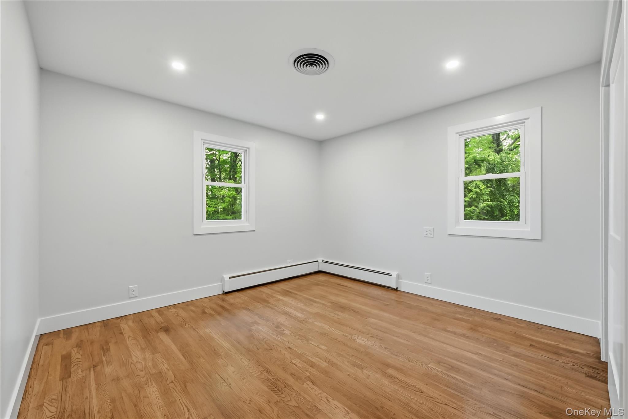 21 Manhattan Avenue, Unit 19 photo 28