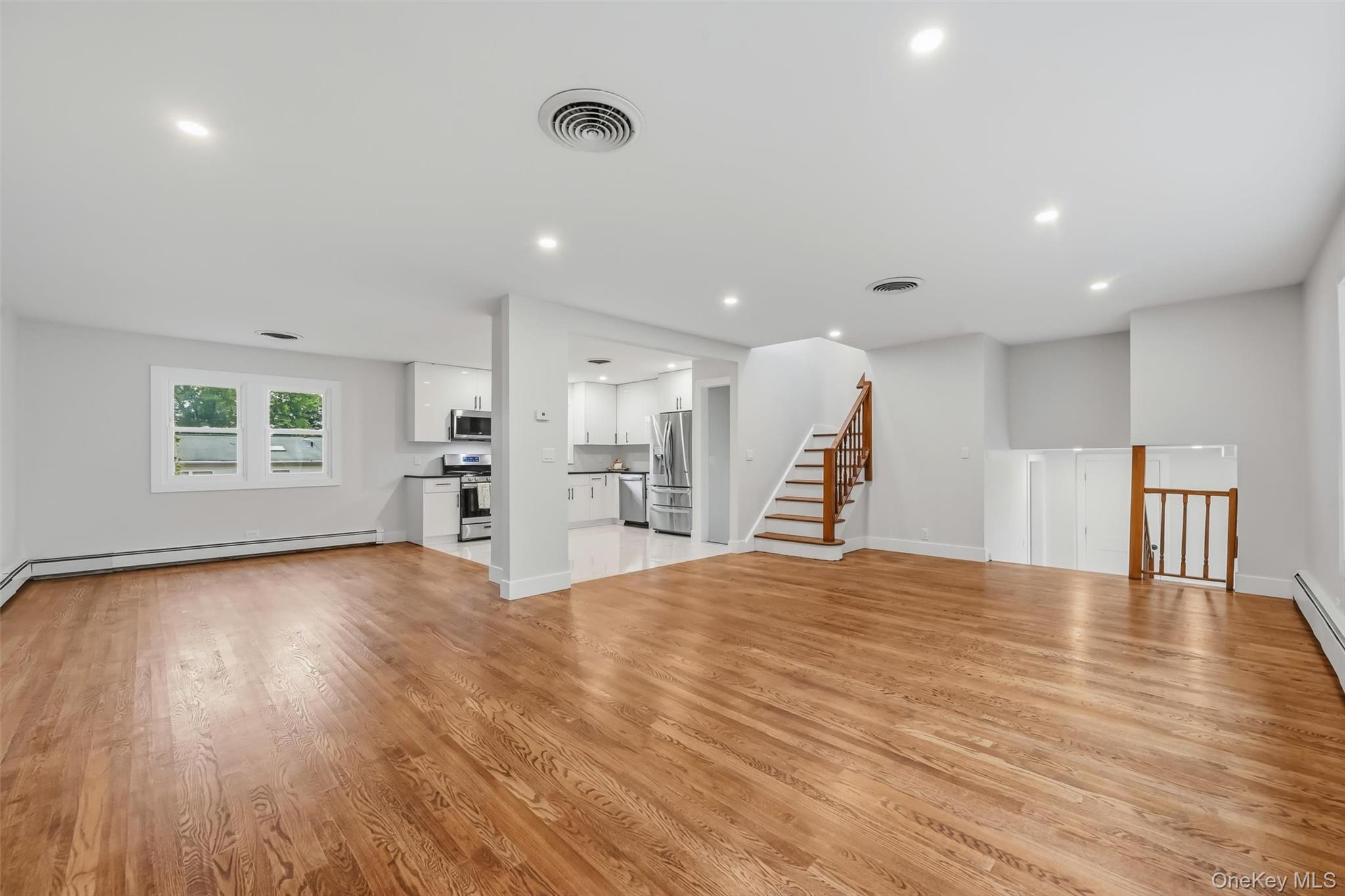 21 Manhattan Avenue, Unit 19 photo 36