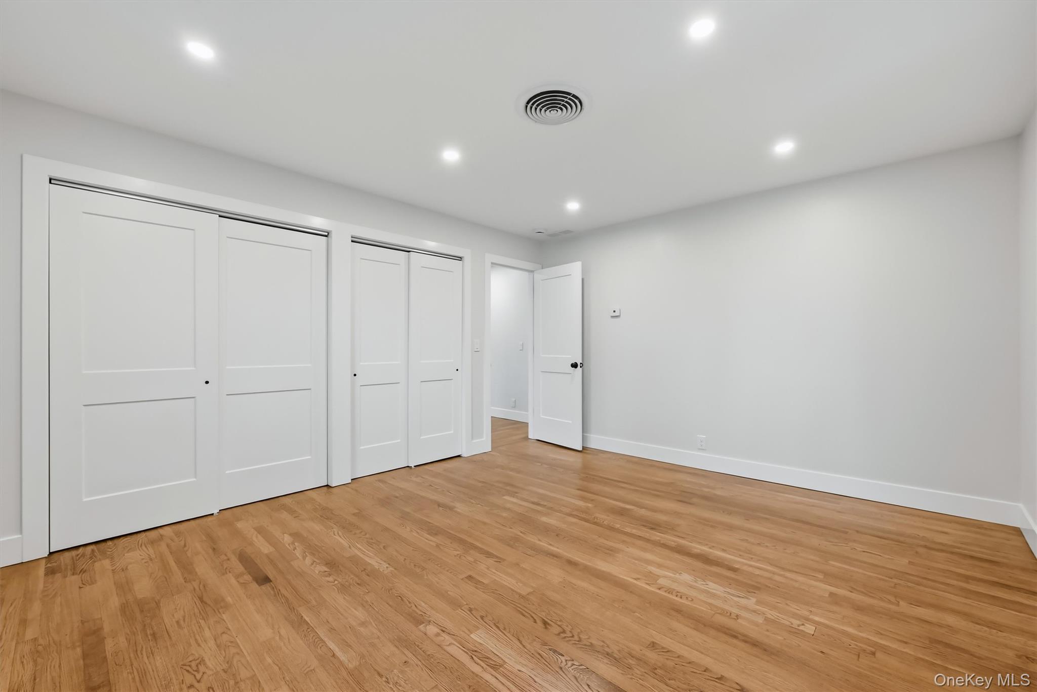 21 Manhattan Avenue, Unit 19 photo 26