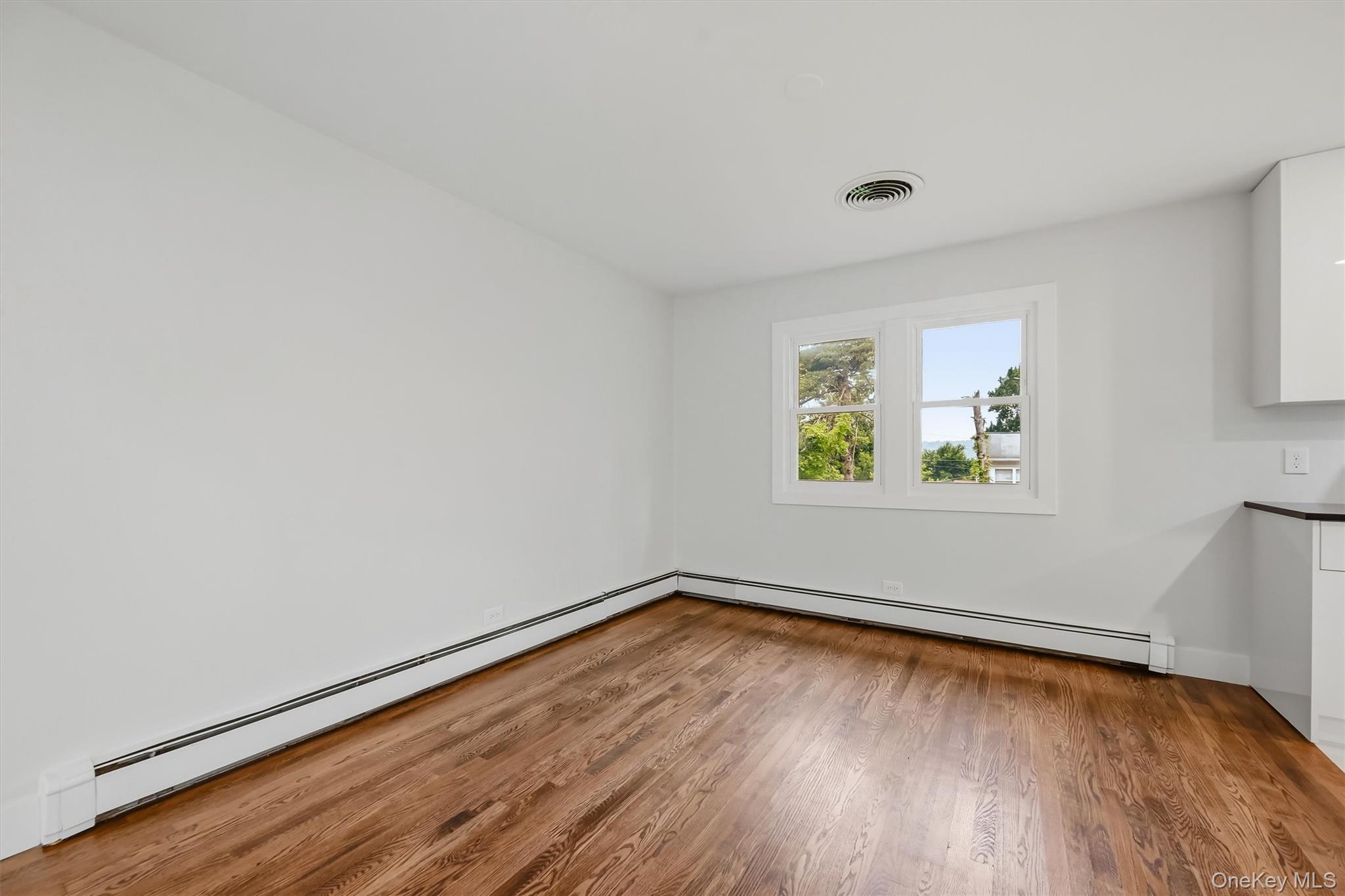 21 Manhattan Avenue, Unit 19 photo 13
