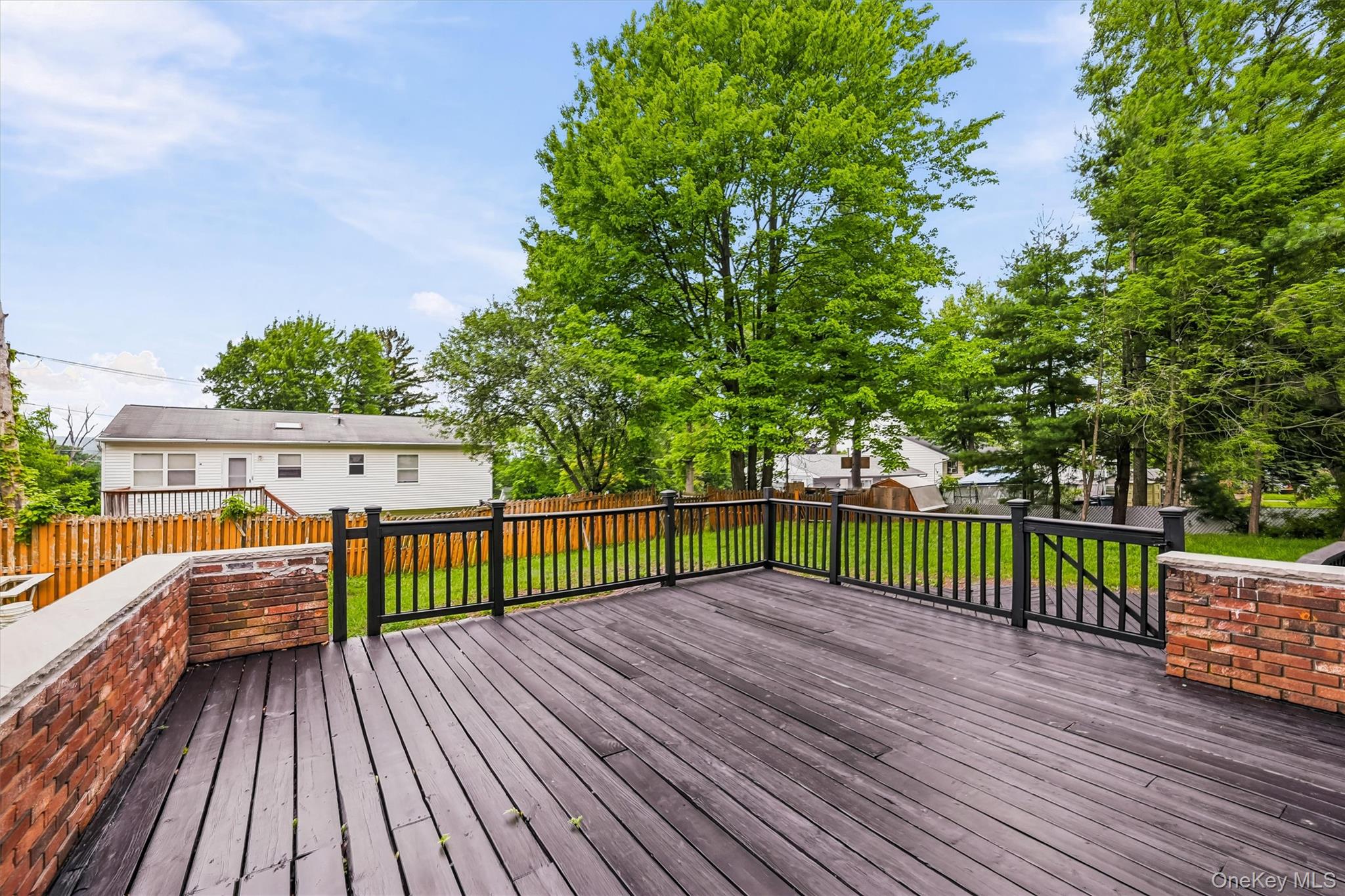 21 Manhattan Avenue, Unit 19 photo 43