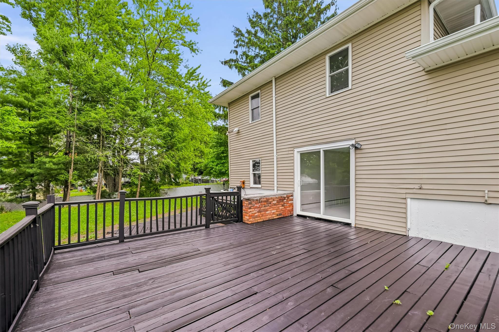 21 Manhattan Avenue, Unit 19 photo 45