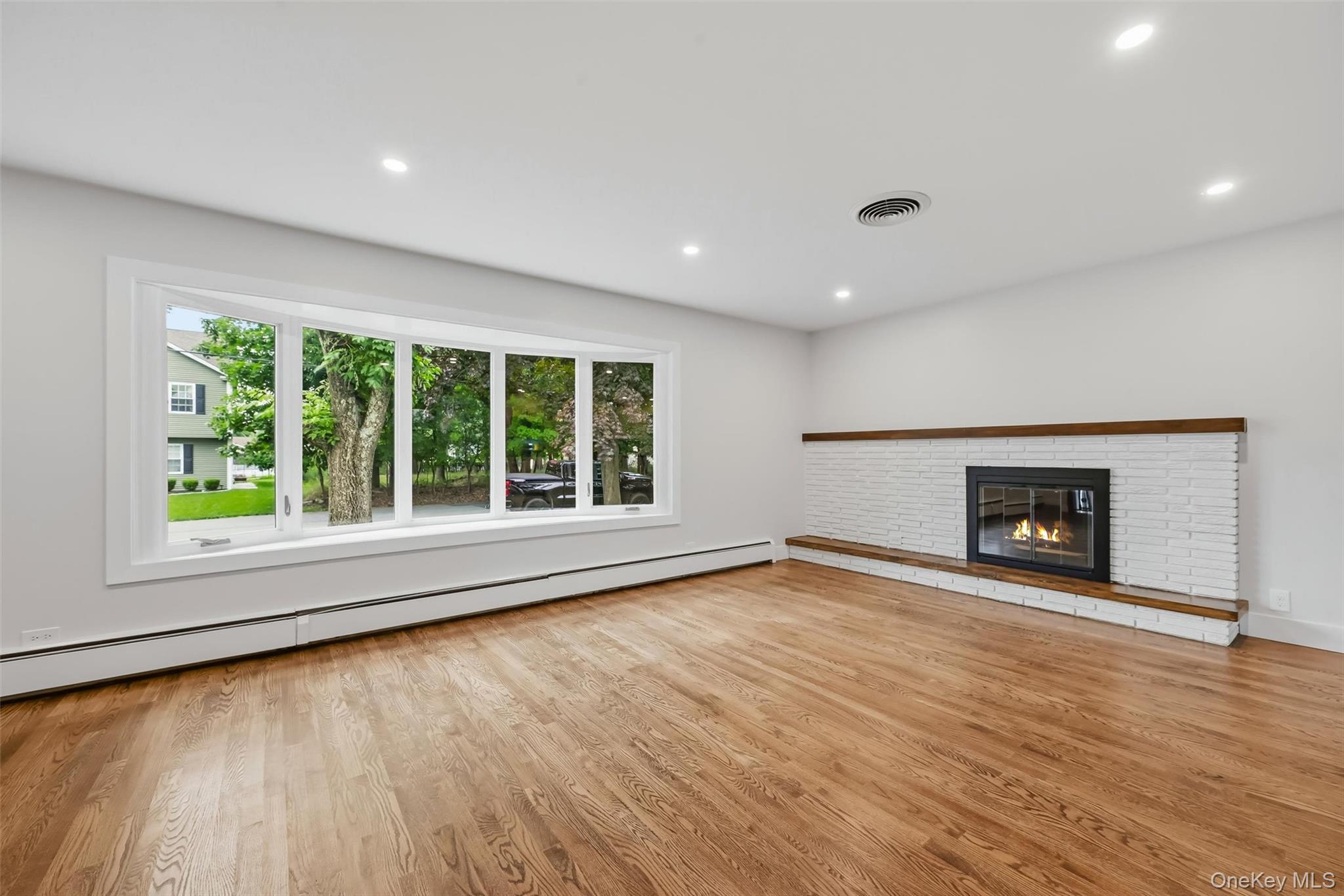 21 Manhattan Avenue, Unit 19 photo 35