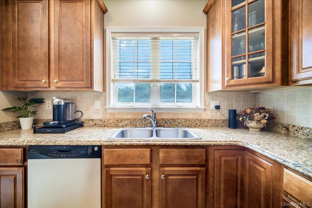 56 Plum Court Drive – For Sale photo 9