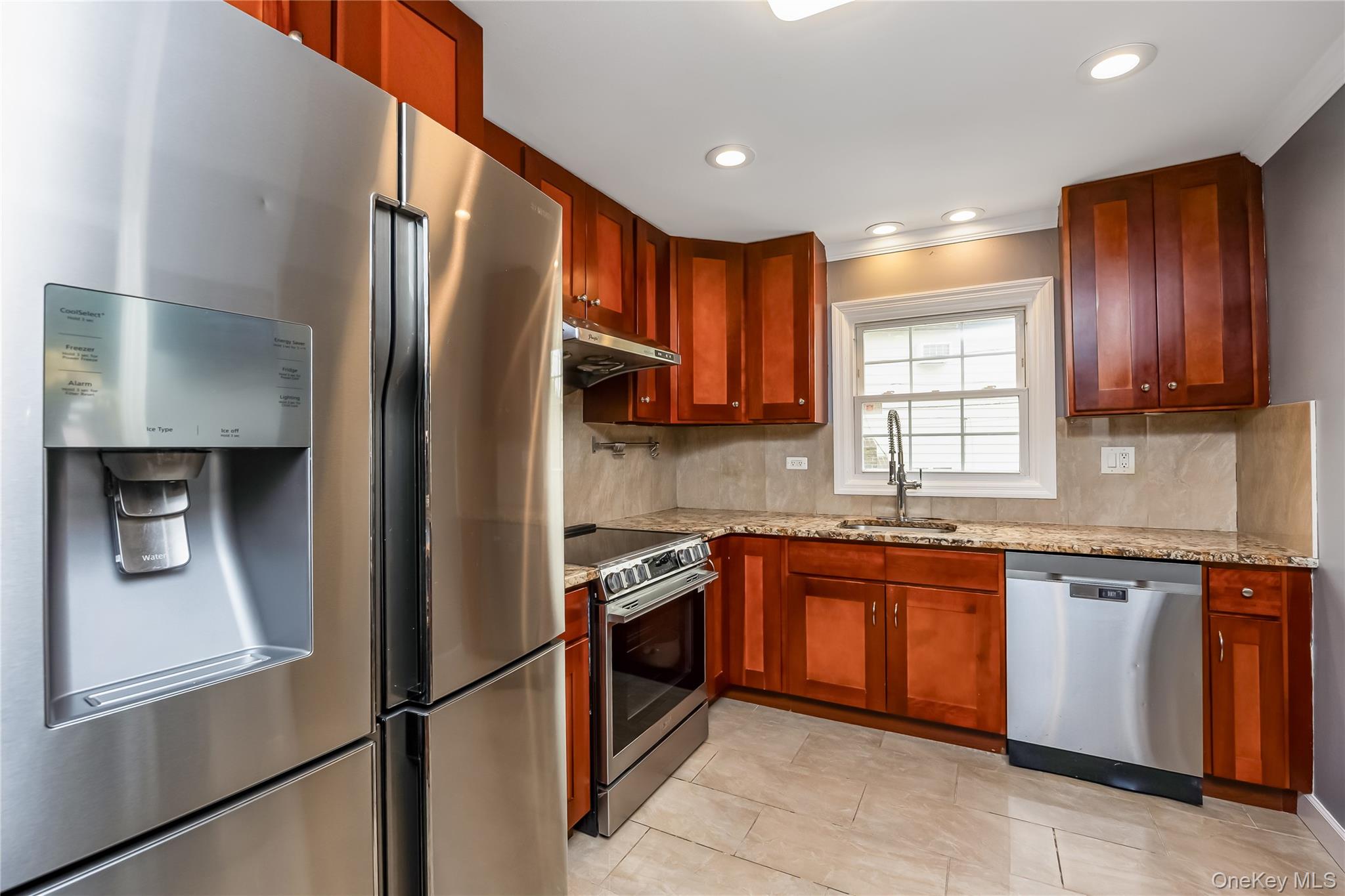 391 Bellmore Road – For Sale photo 5