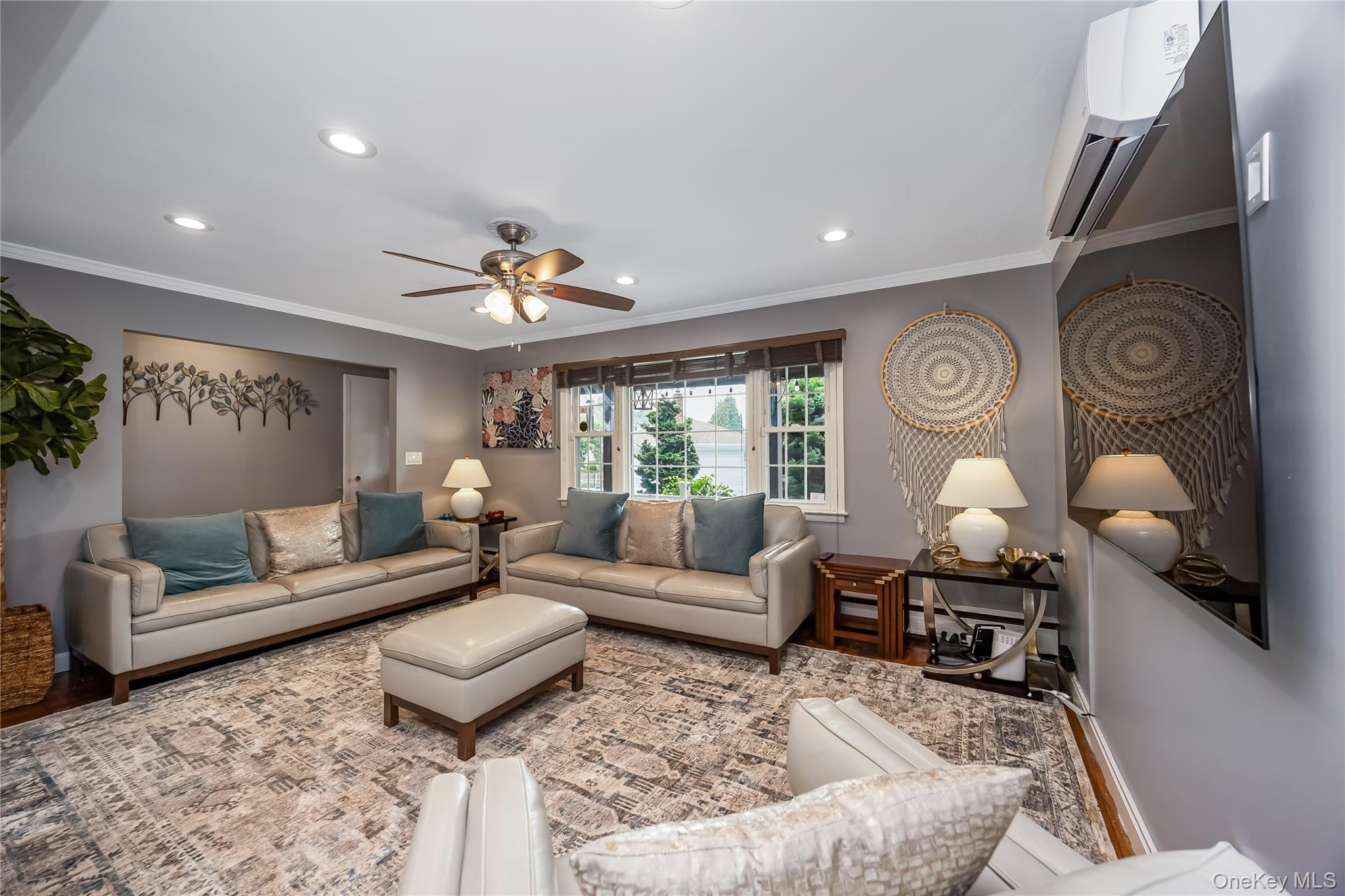391 Bellmore Road – For Sale photo 2