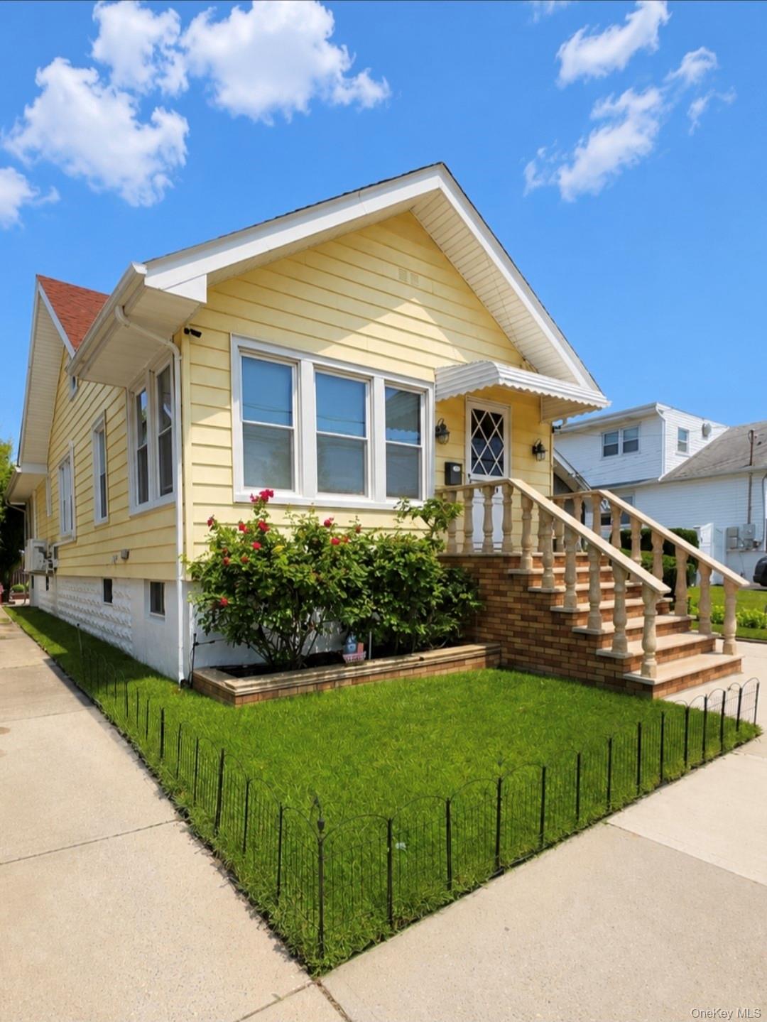158-13 102nd Street – For Sale photo 3