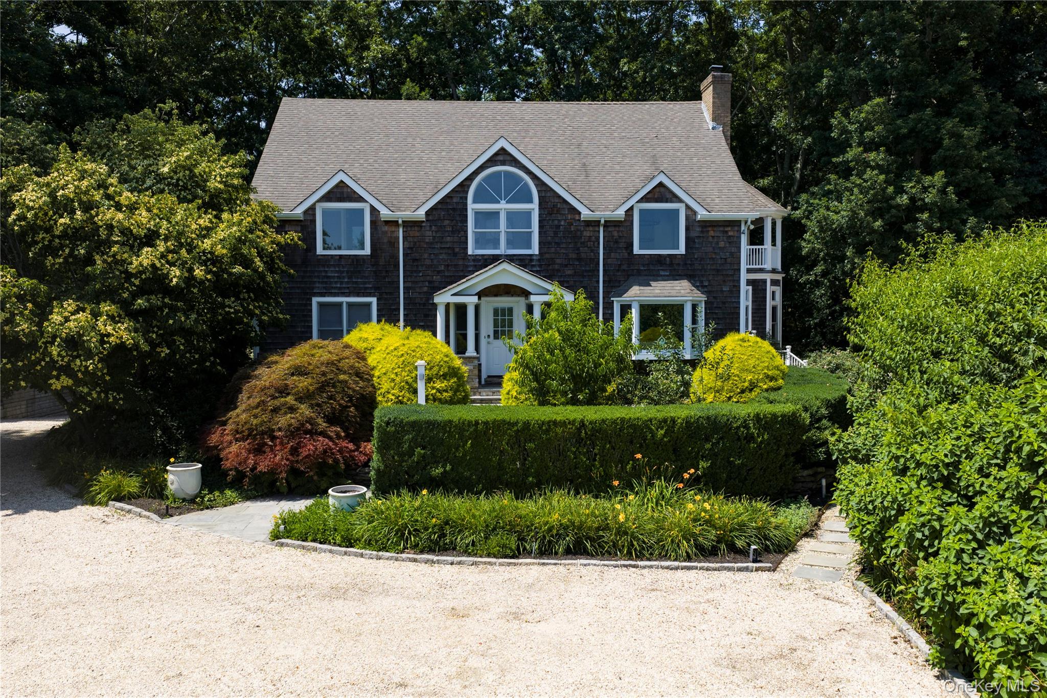 652 Noyack Path – For Sale photo 40