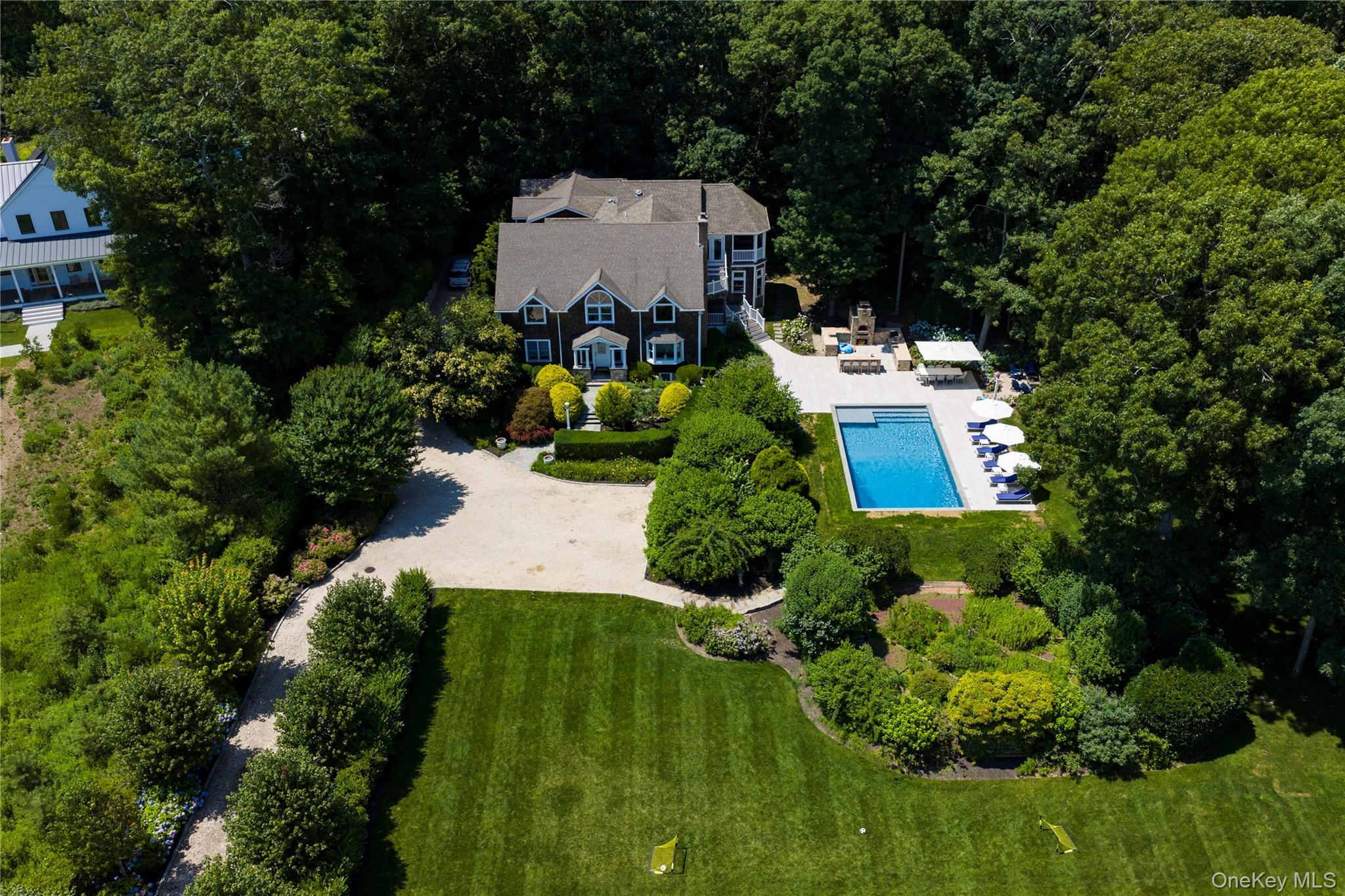 652 Noyack Path – For Sale