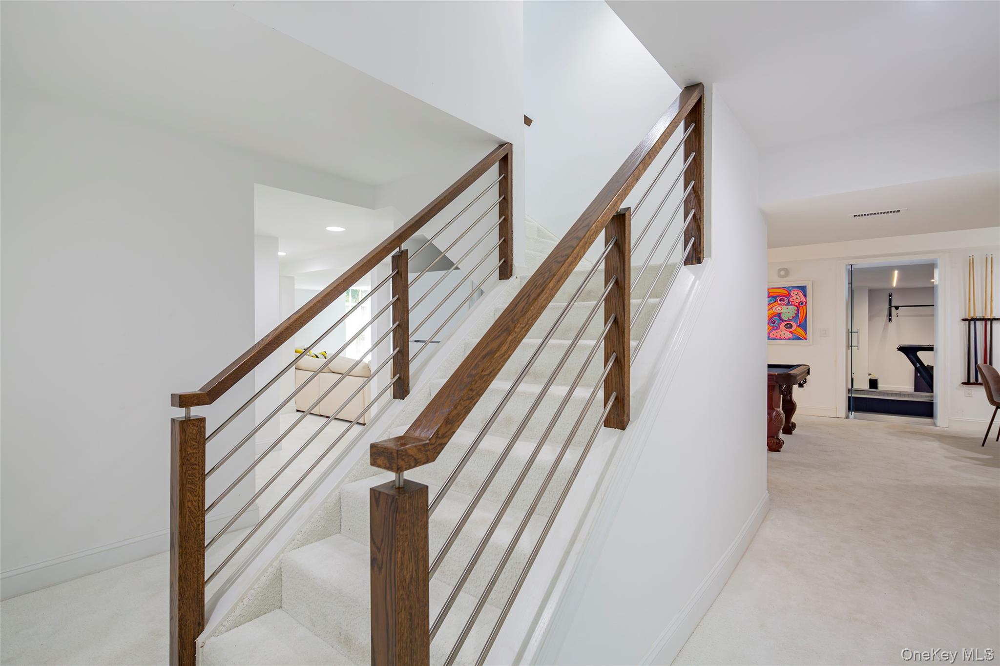 652 Noyack Path – For Sale photo 32