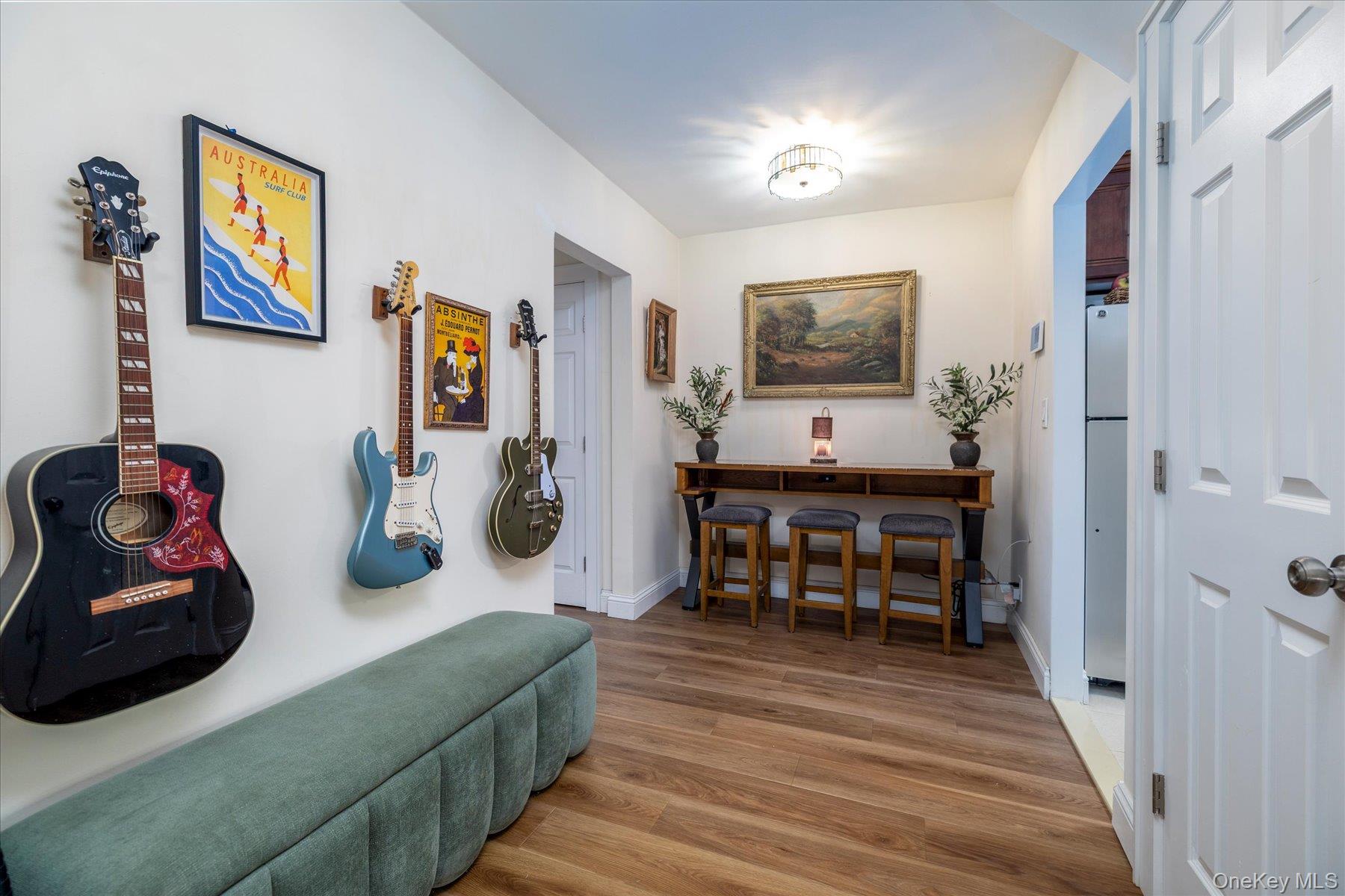 411 Merrick Rd, Unit A photo 8
