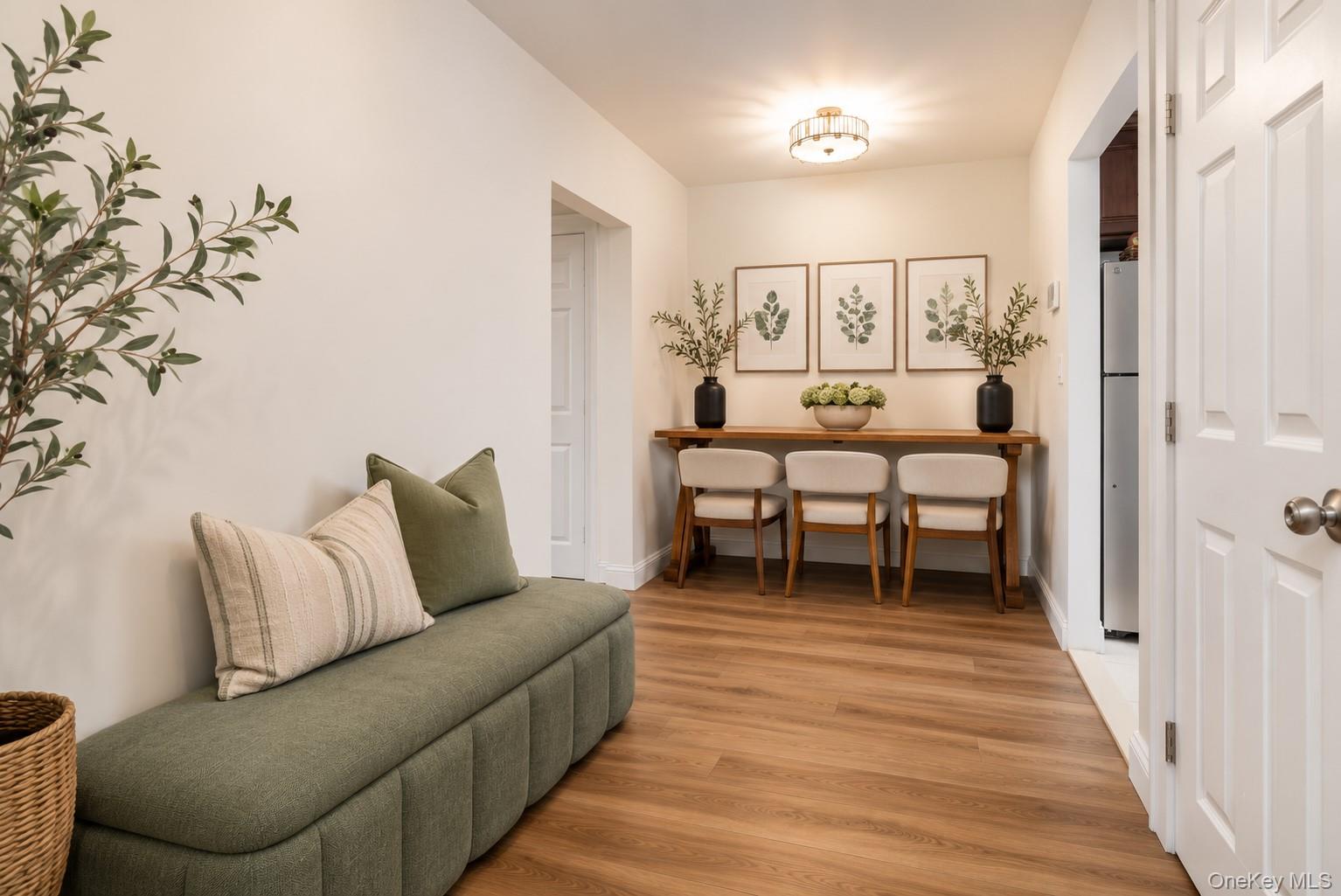 411 Merrick Rd, Unit A photo 7