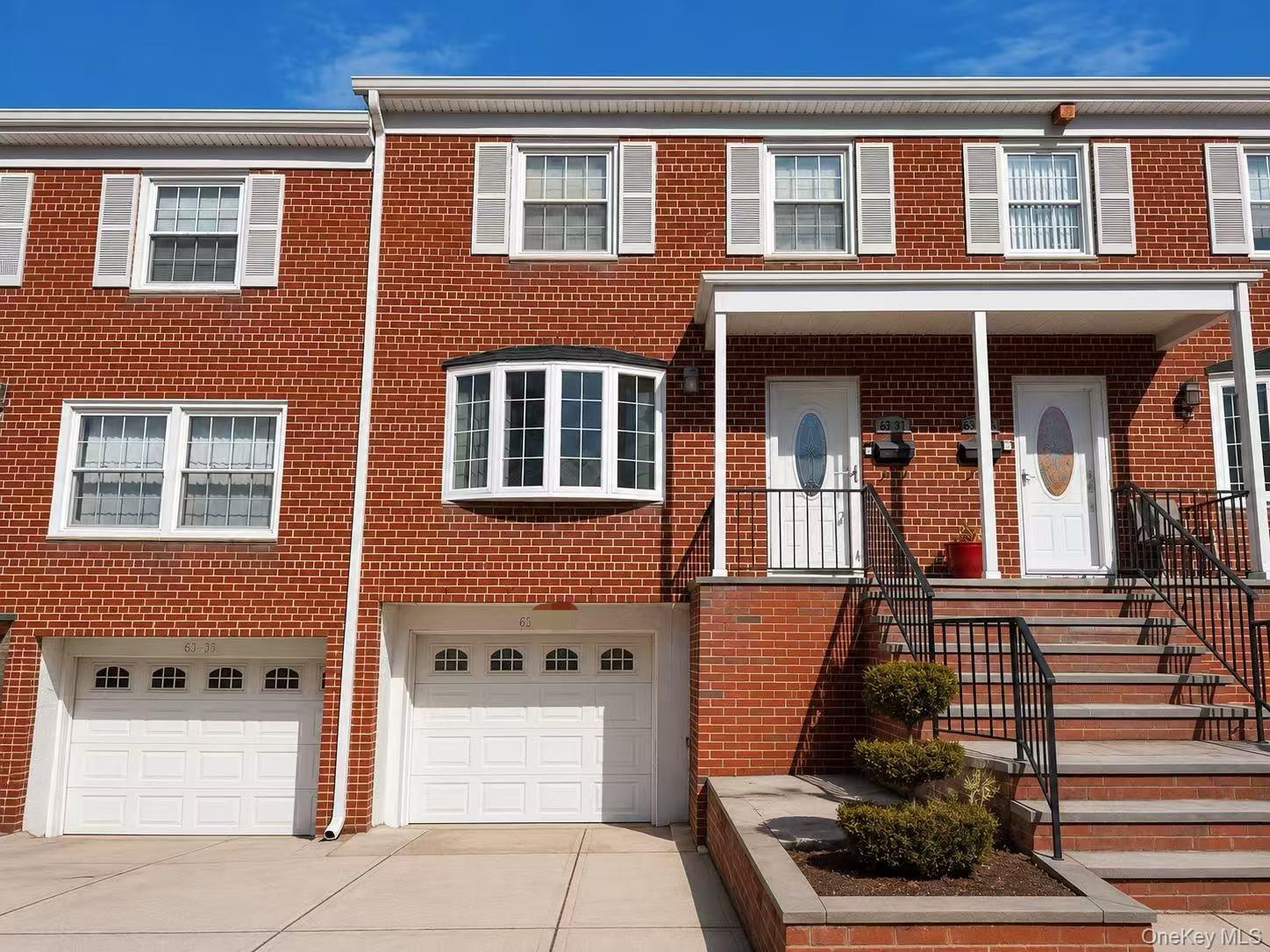 6337 Douglaston Parkway – For Sale