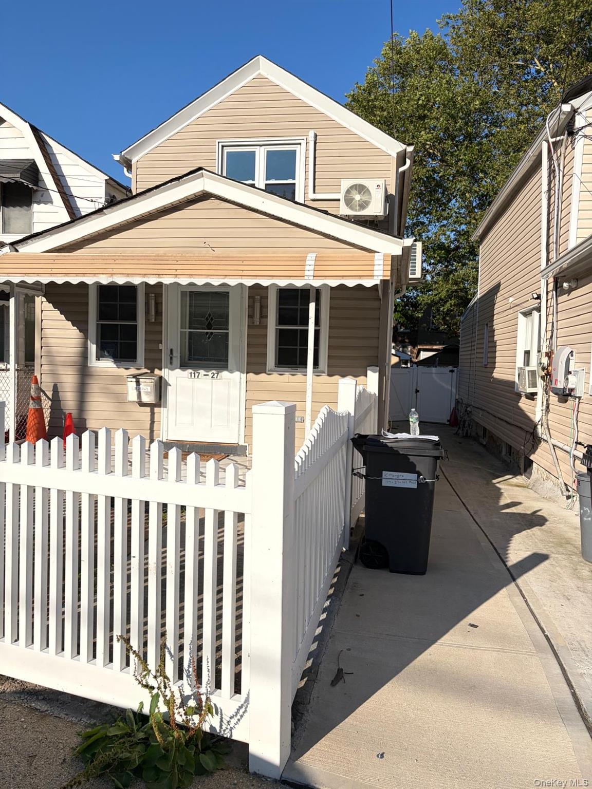 11727 142nd Place – For Sale