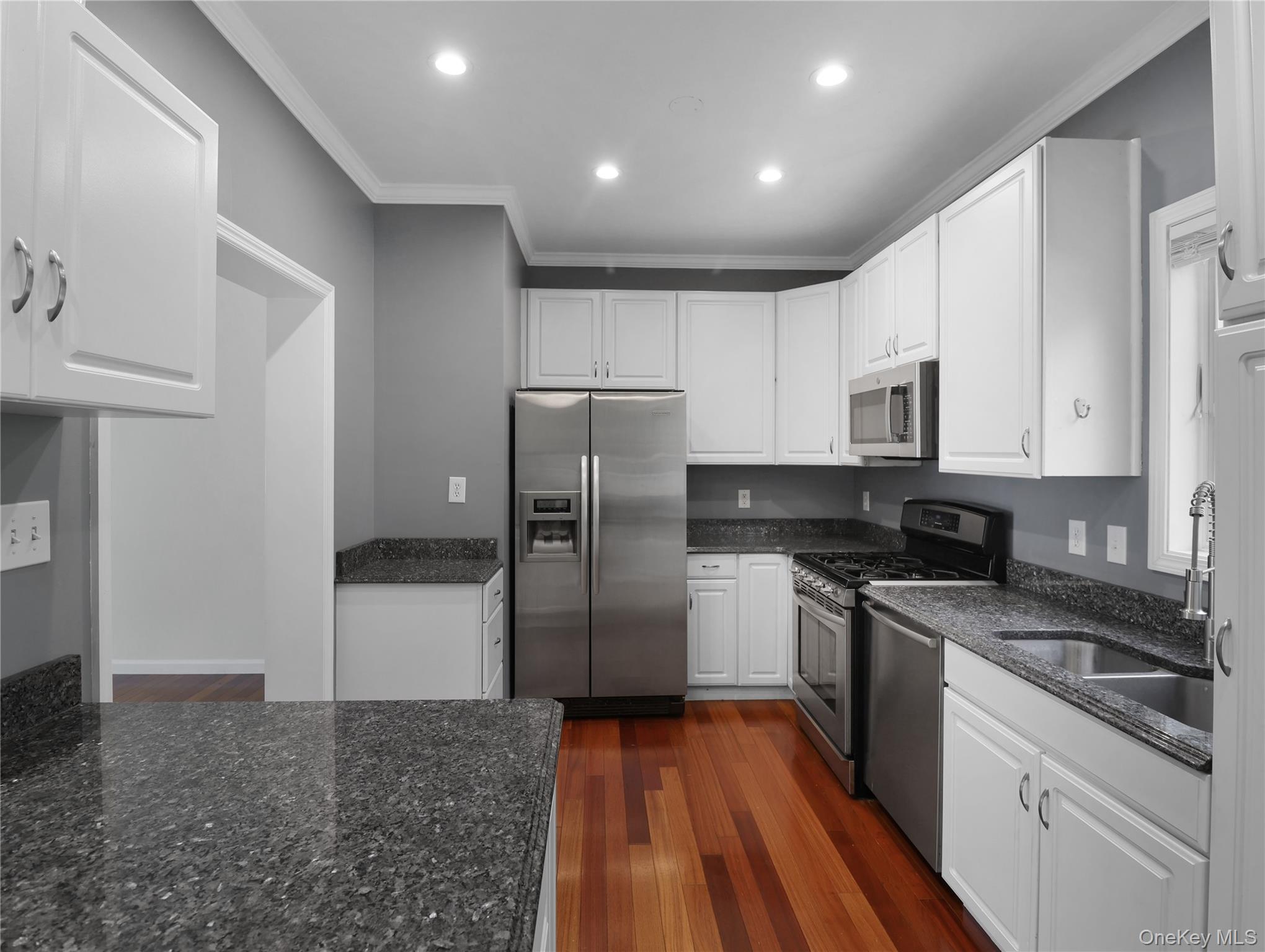 53 Leif Boulevard – For Sale photo 14