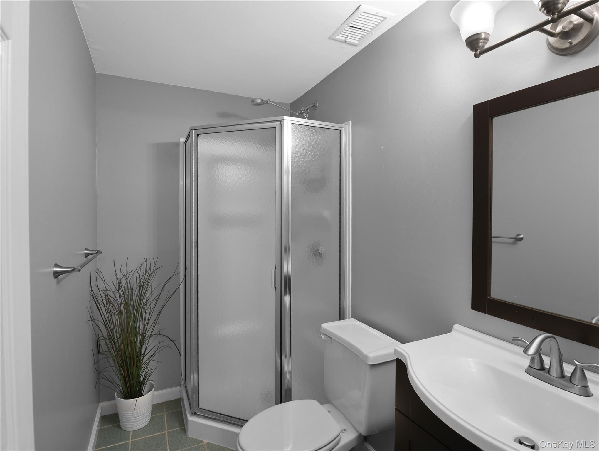 53 Leif Boulevard – For Sale photo 41