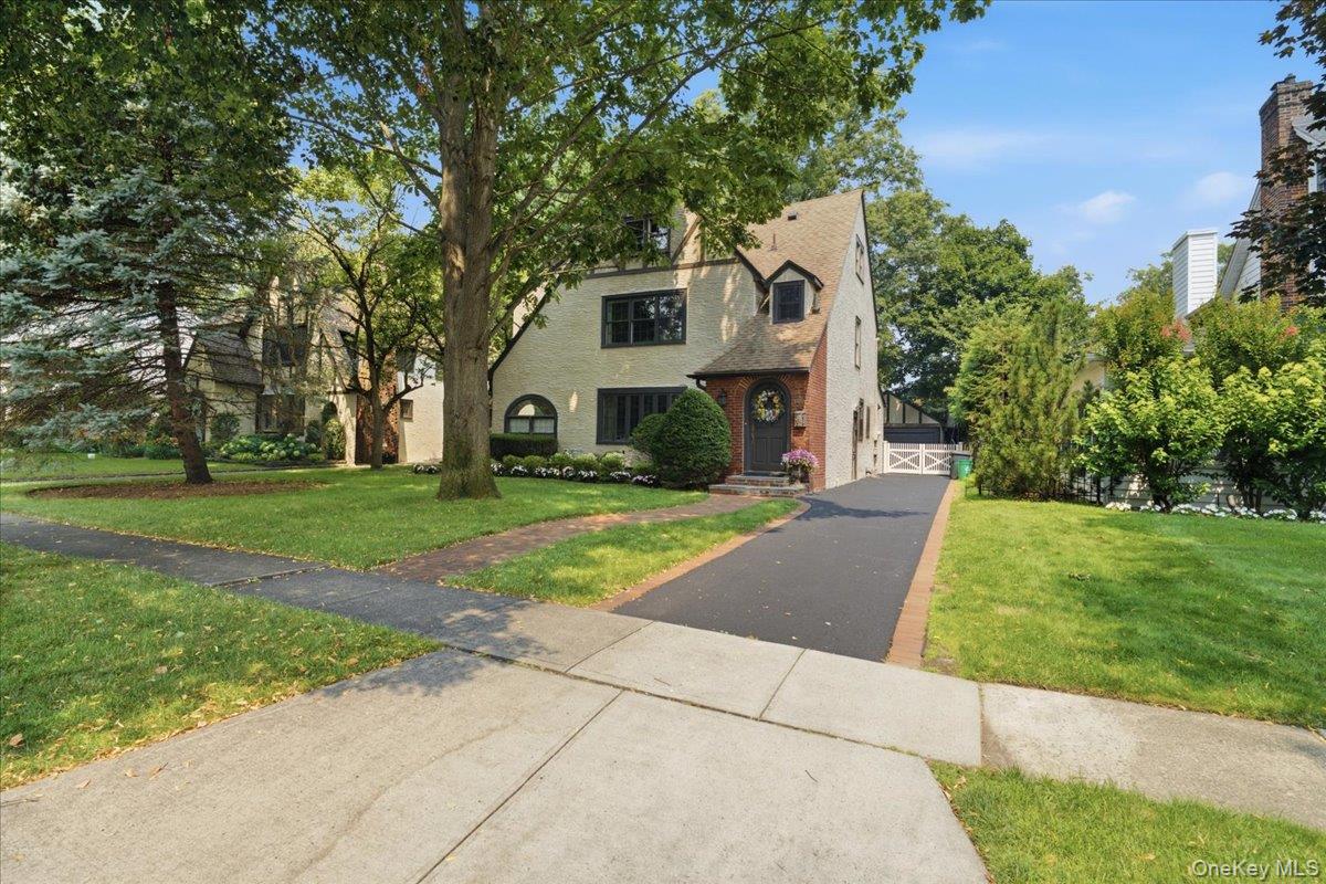 89 Poplar Street – For Sale photo 2