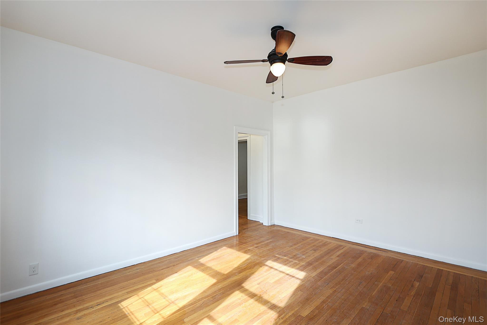 11525 Metropolitan Avenue, Unit 233 photo 5