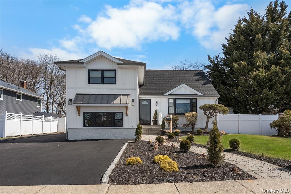 53 Elizabeth Drive – For Sale photo 2