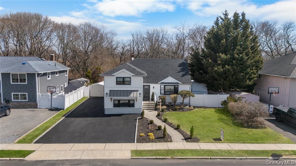 53 Elizabeth Drive – For Sale photo 4