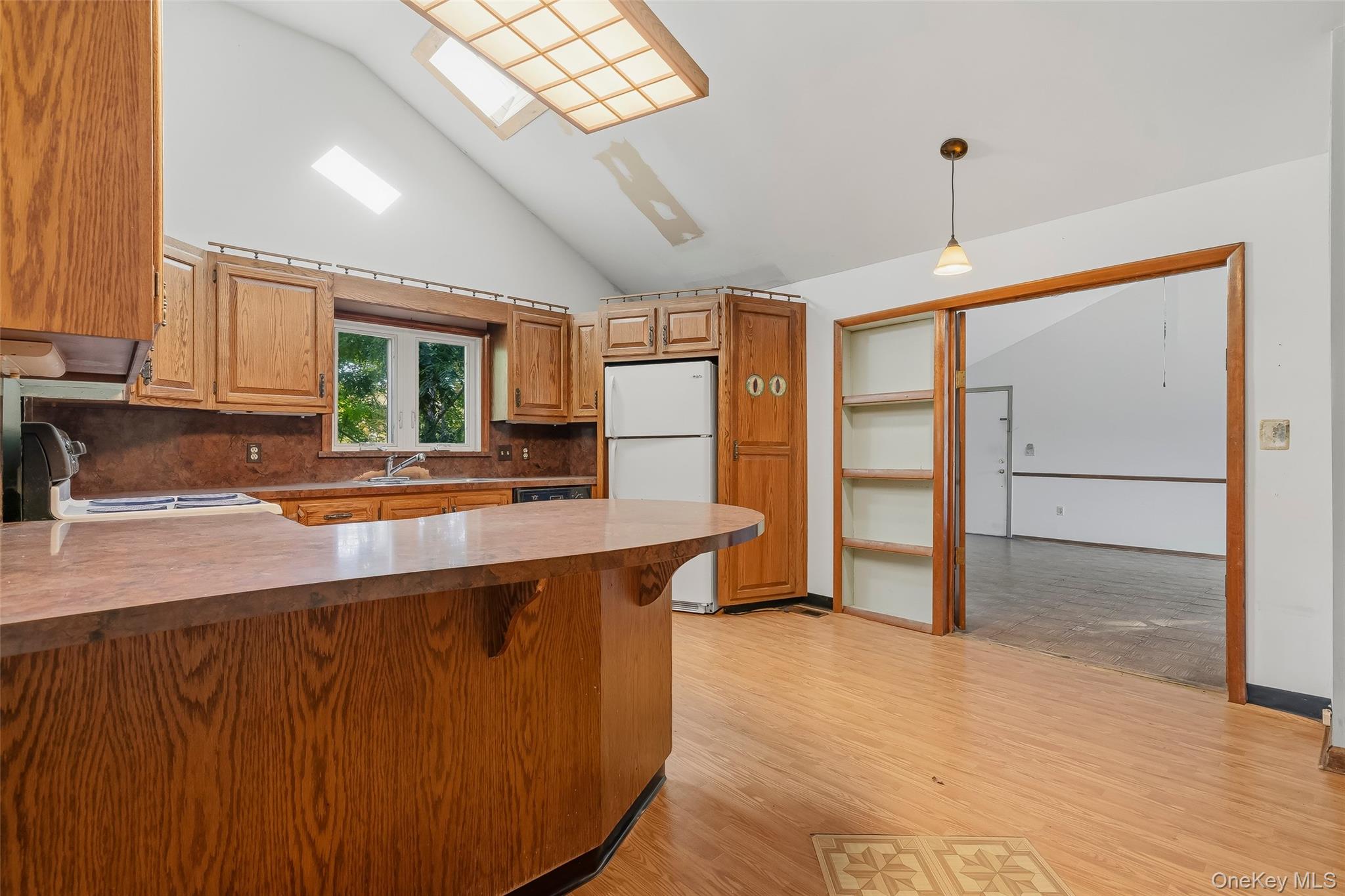 273 Windsor Highway – For Sale photo 27