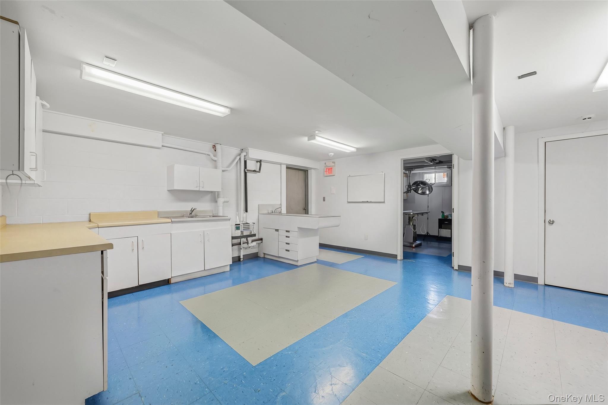 273 Windsor Highway – For Sale photo 11