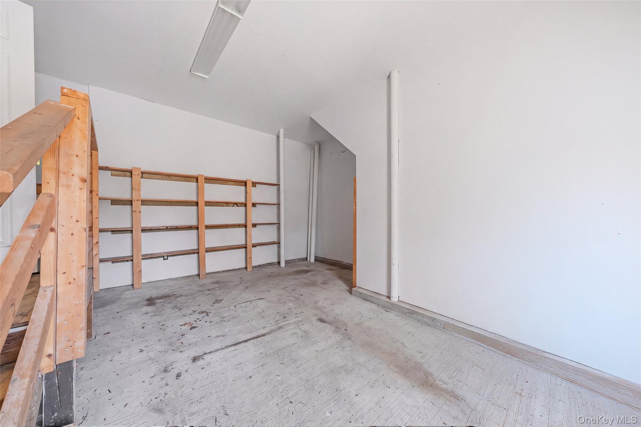 273 Windsor Highway – For Sale photo 16