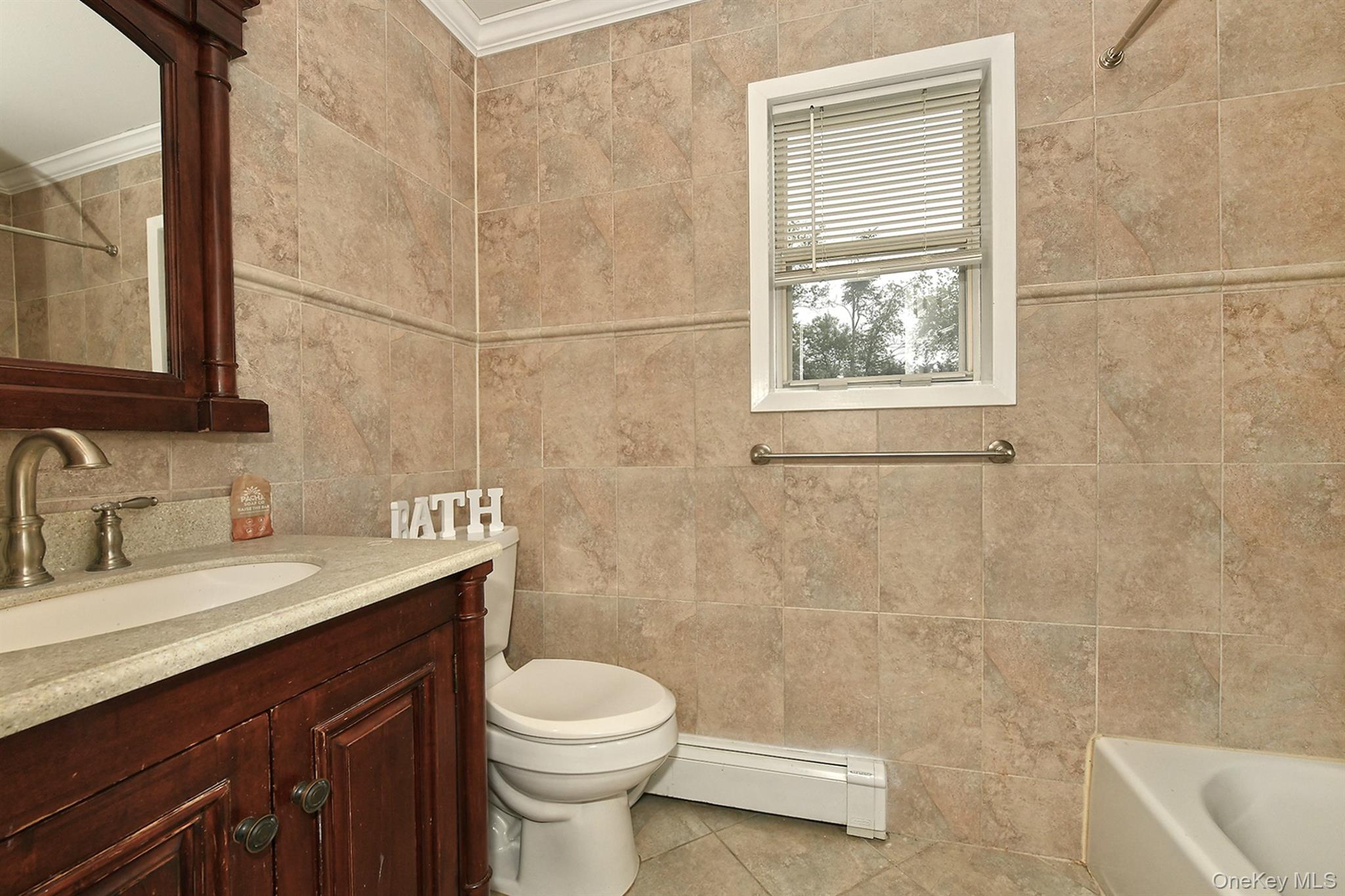 2 Buckingham Meadow Road – For Sale photo 17