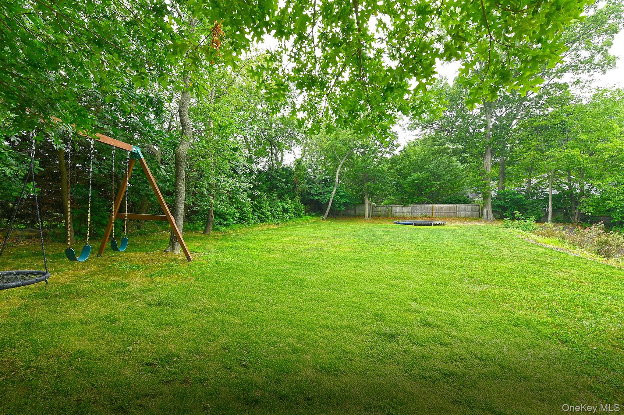 2 Buckingham Meadow Road – For Sale photo 22