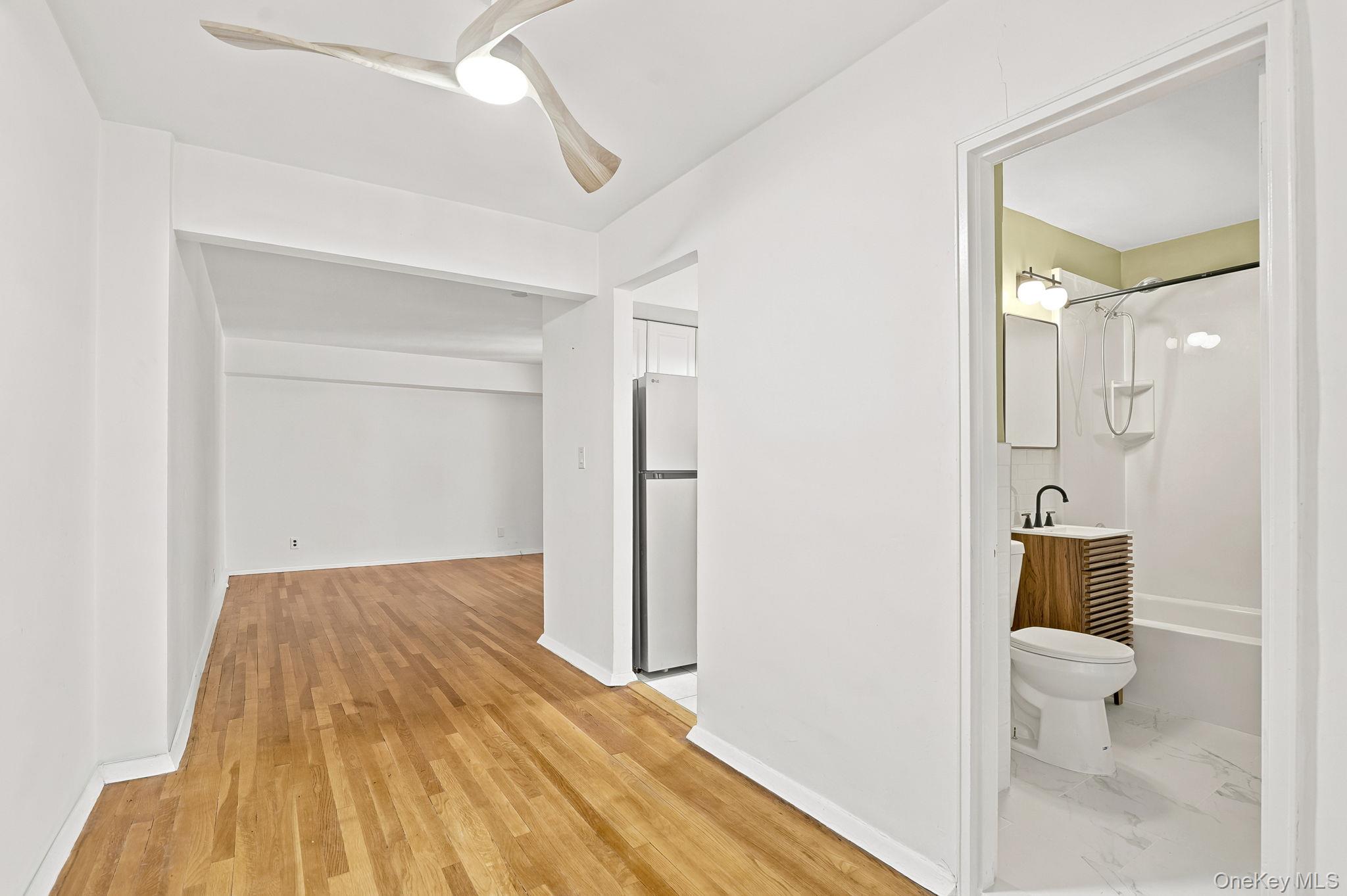10 Franklin Avenue, Unit 3E photo 6