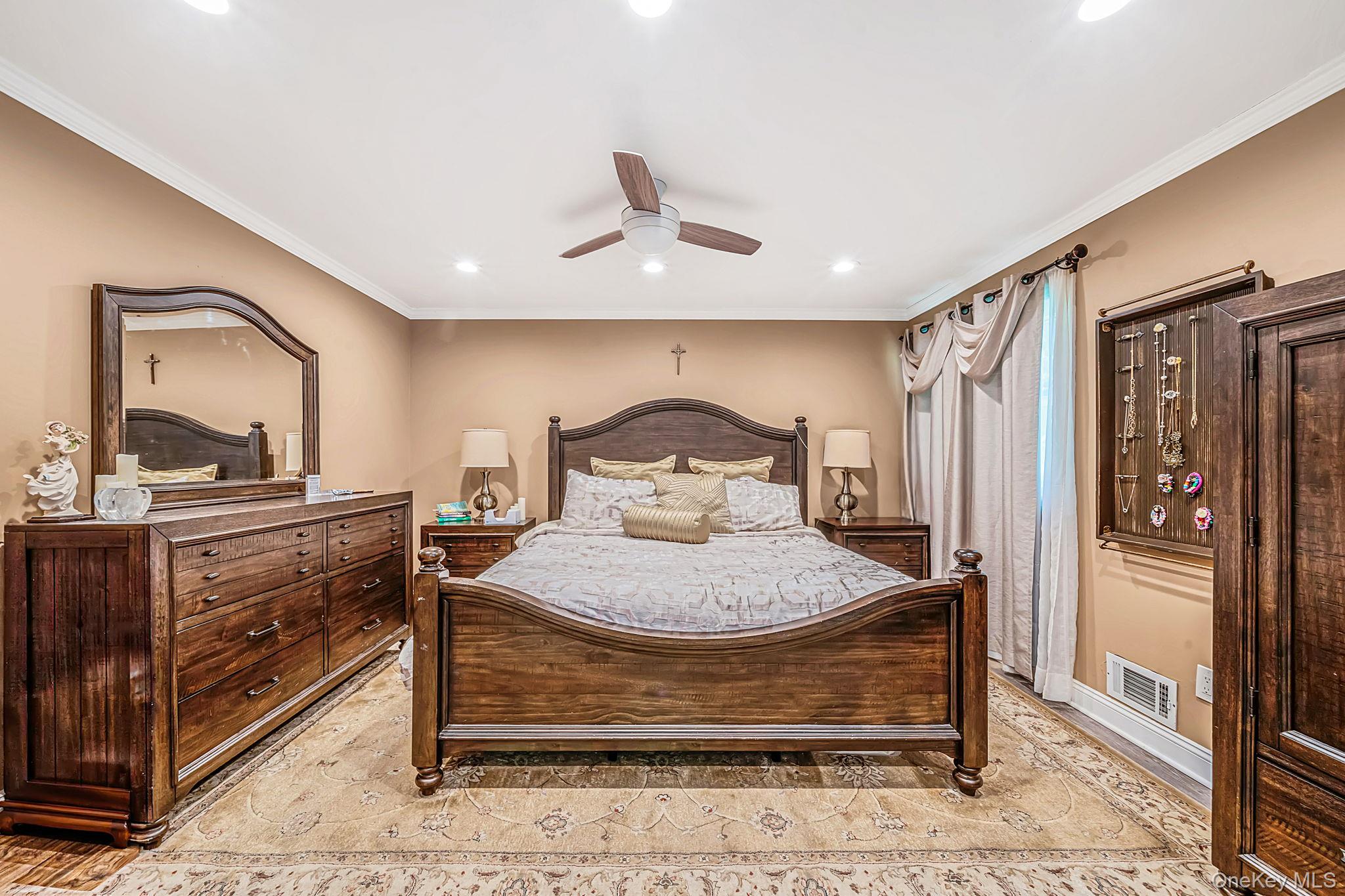 14 Antler Lane – For Sale photo 11