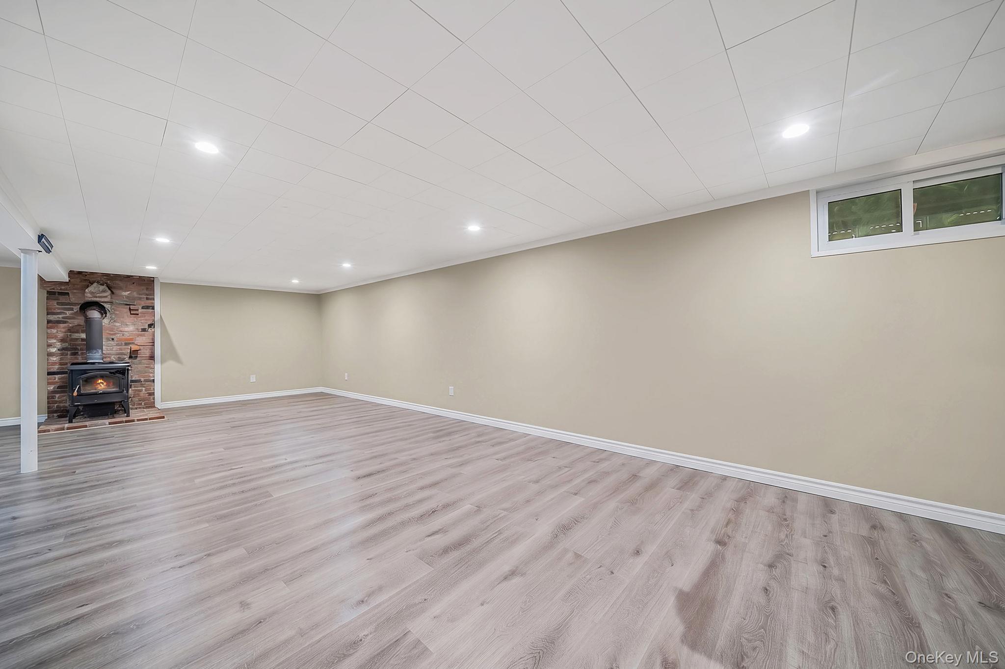 14 Antler Lane – For Sale photo 17