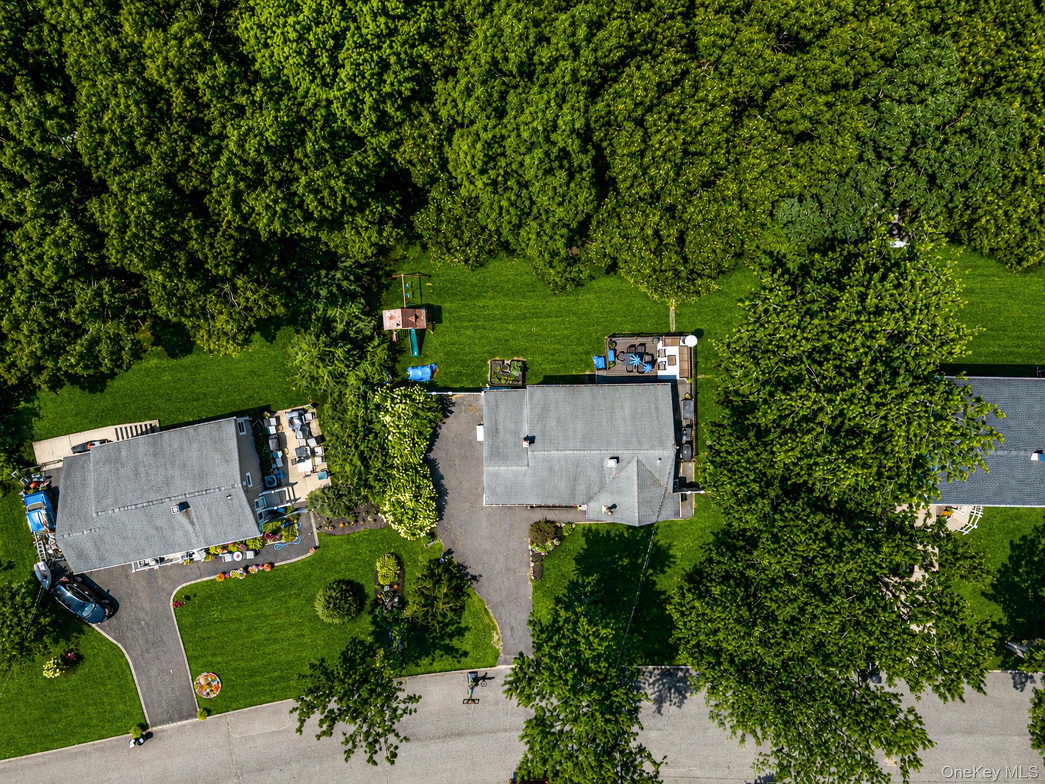 14 Antler Lane – For Sale photo 30