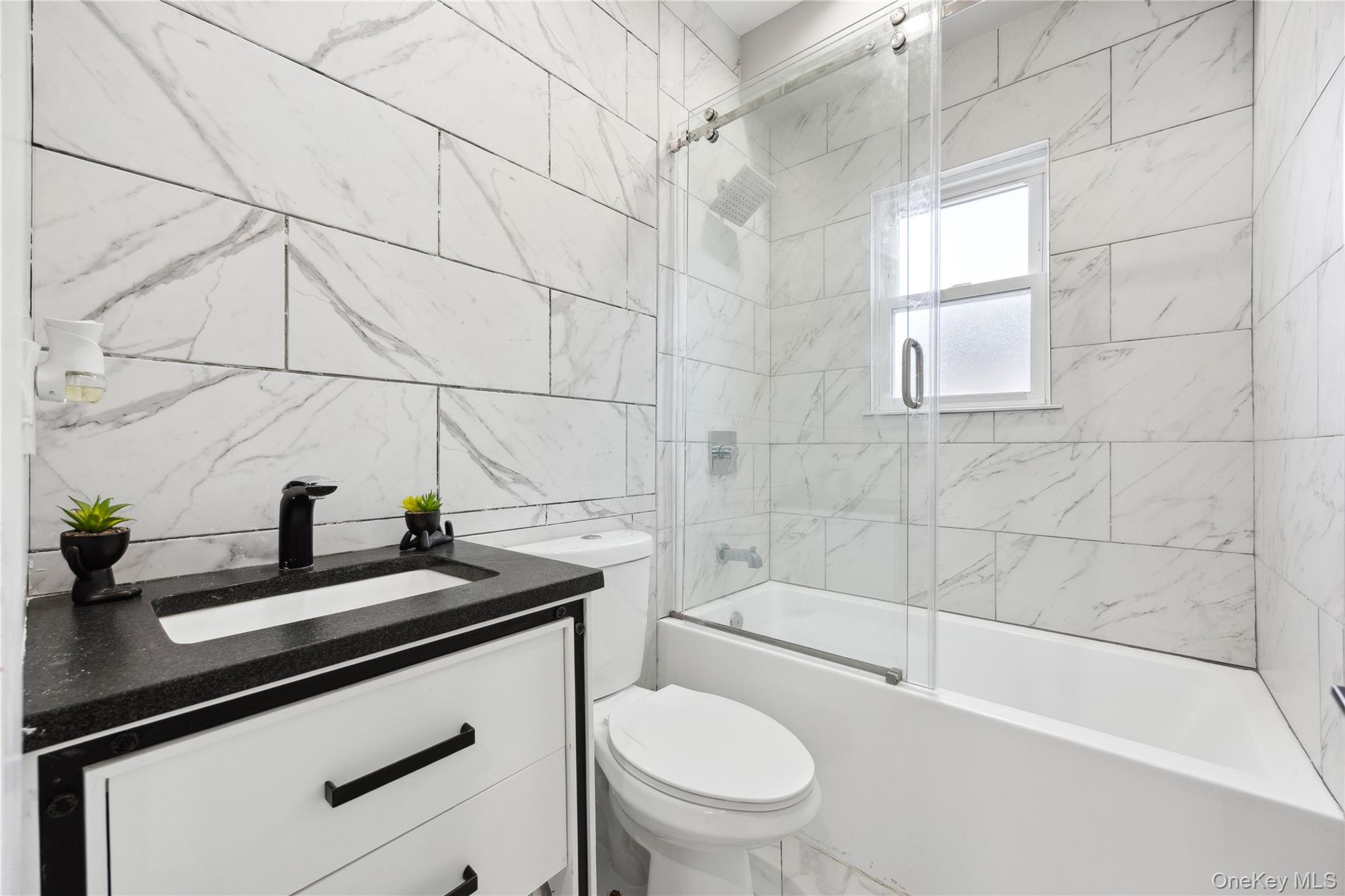 81 Pearsall Avenue – For Sale photo 11