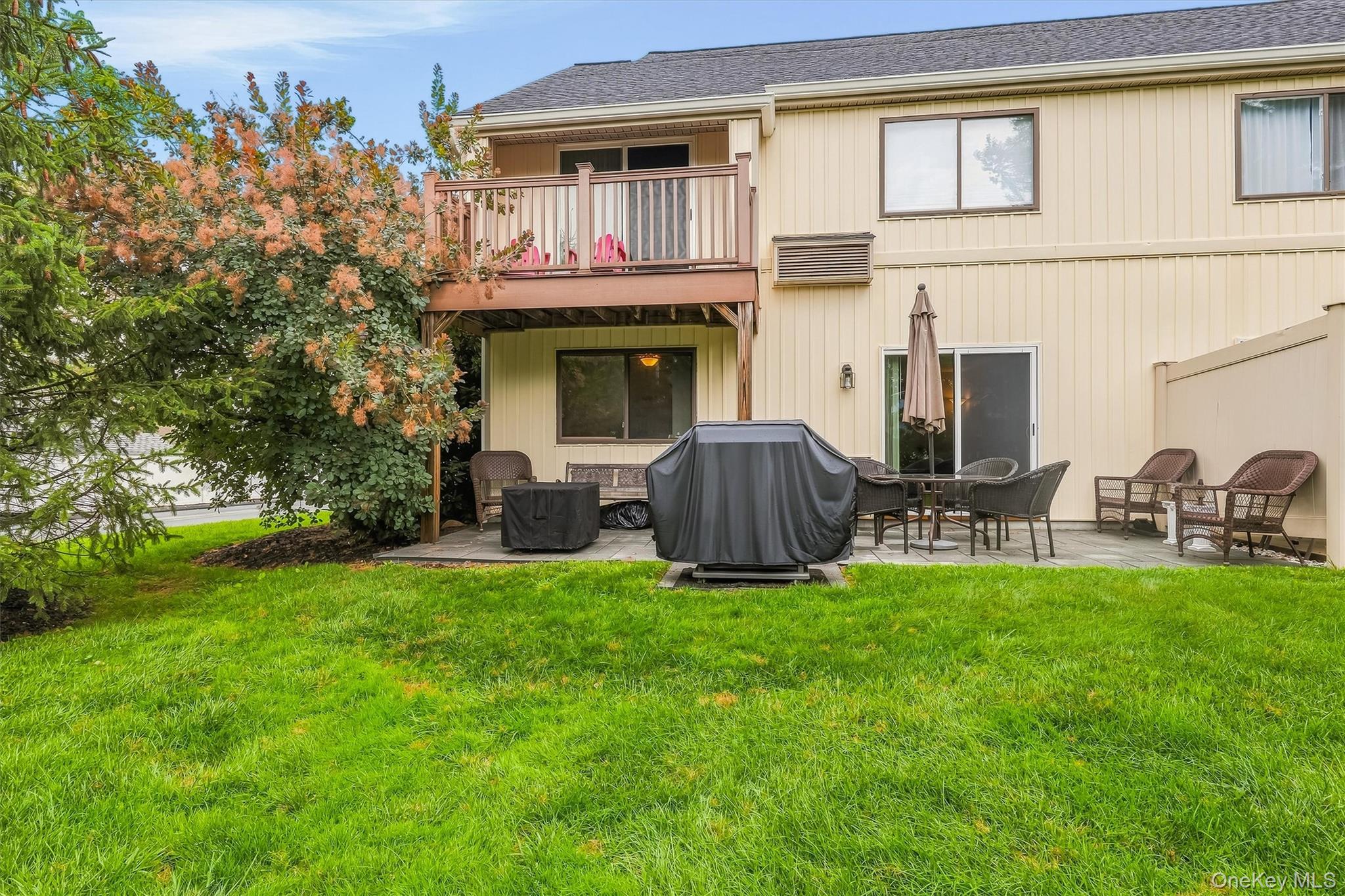 1 Kings Court, Unit A photo 14