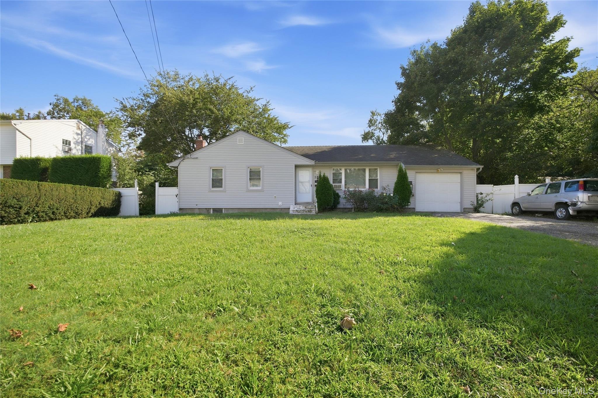 182 New York Avenue – For Sale