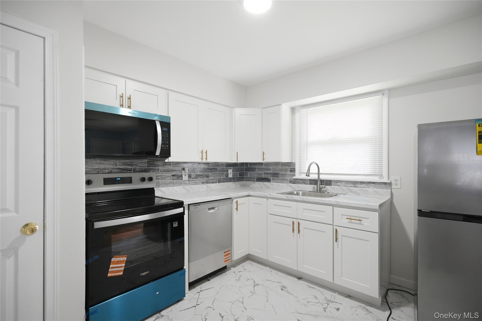 182 New York Avenue – For Sale photo 18