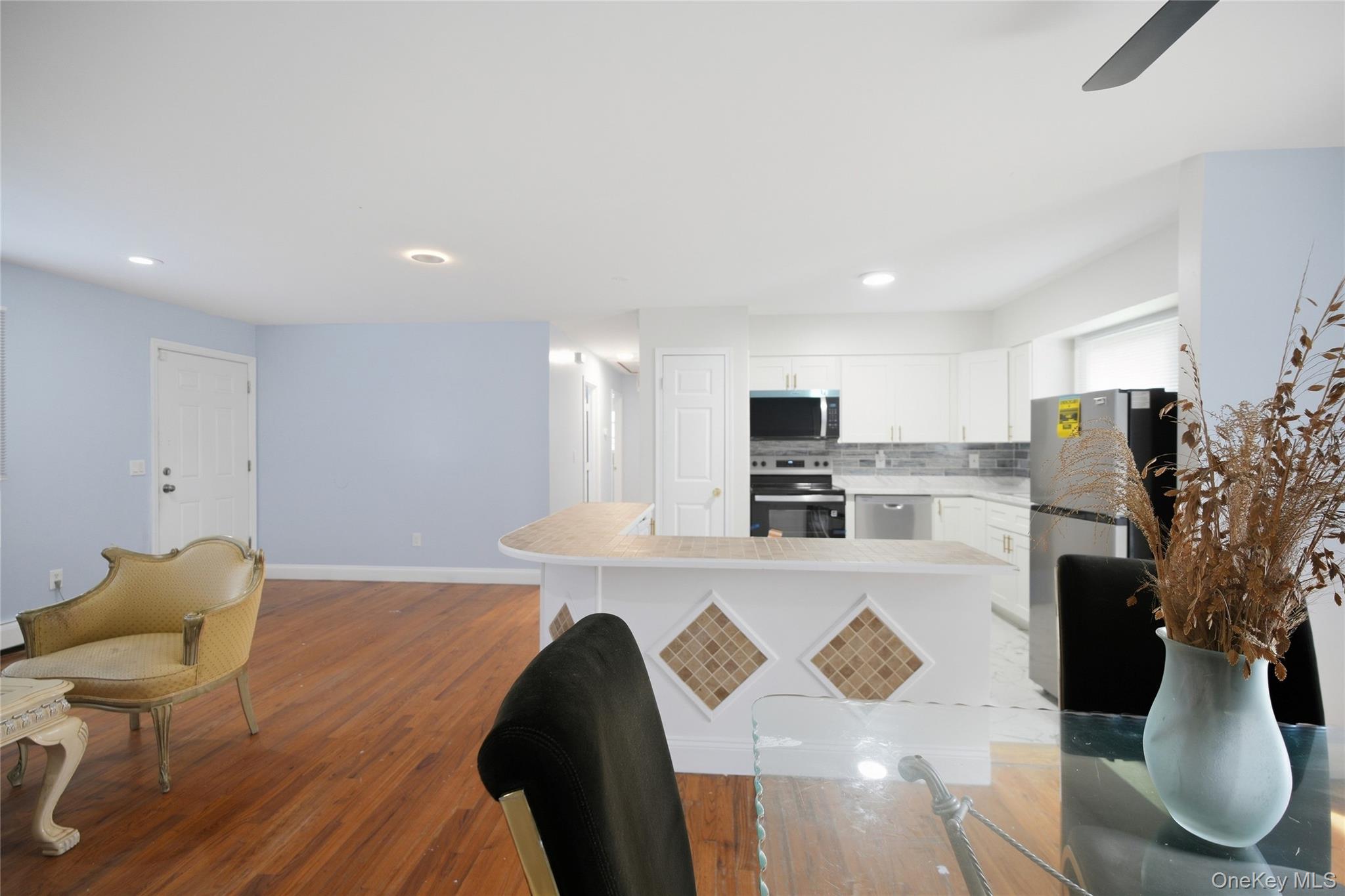 182 New York Avenue – For Sale photo 12