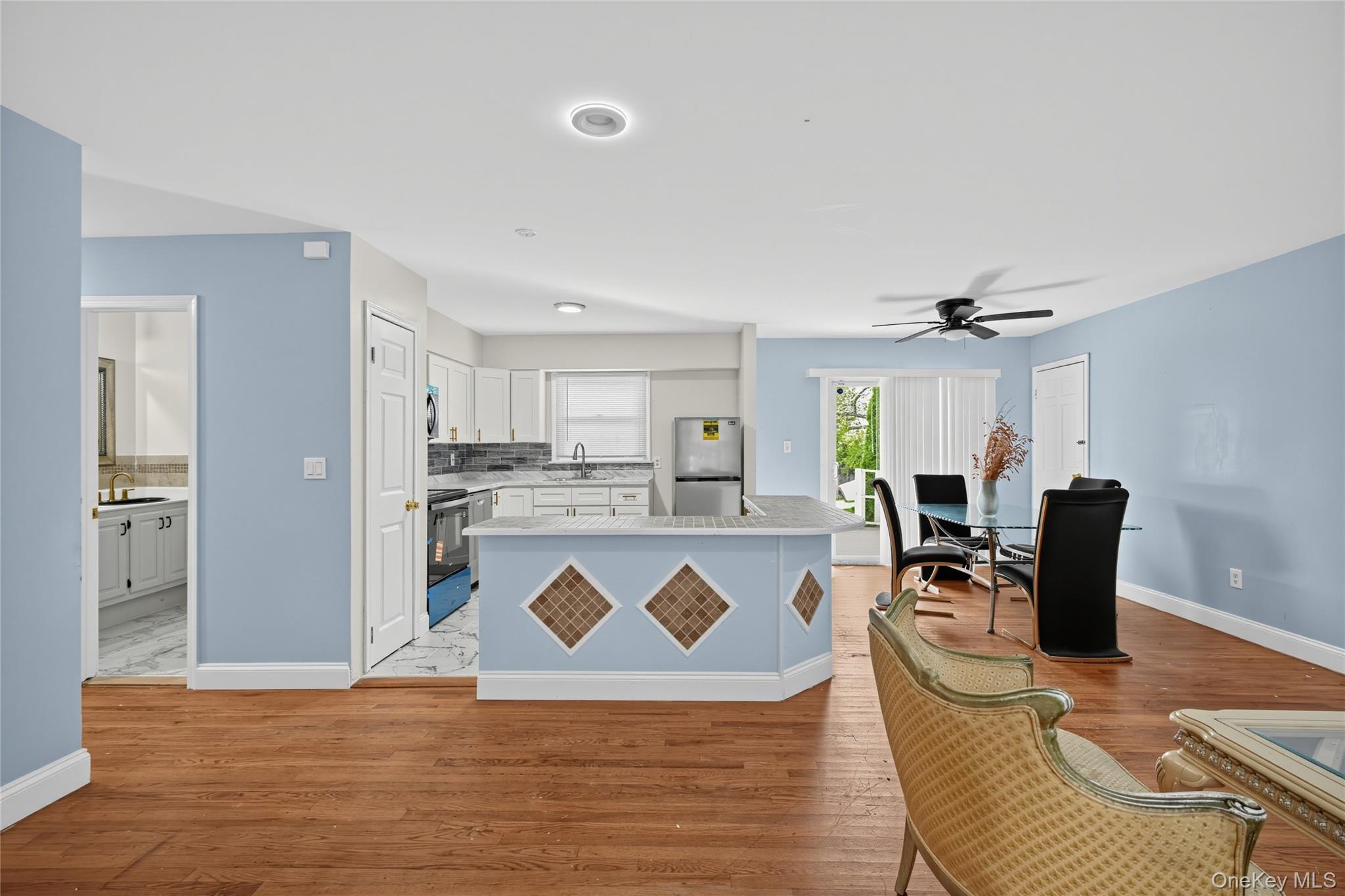 182 New York Avenue – For Sale photo 9